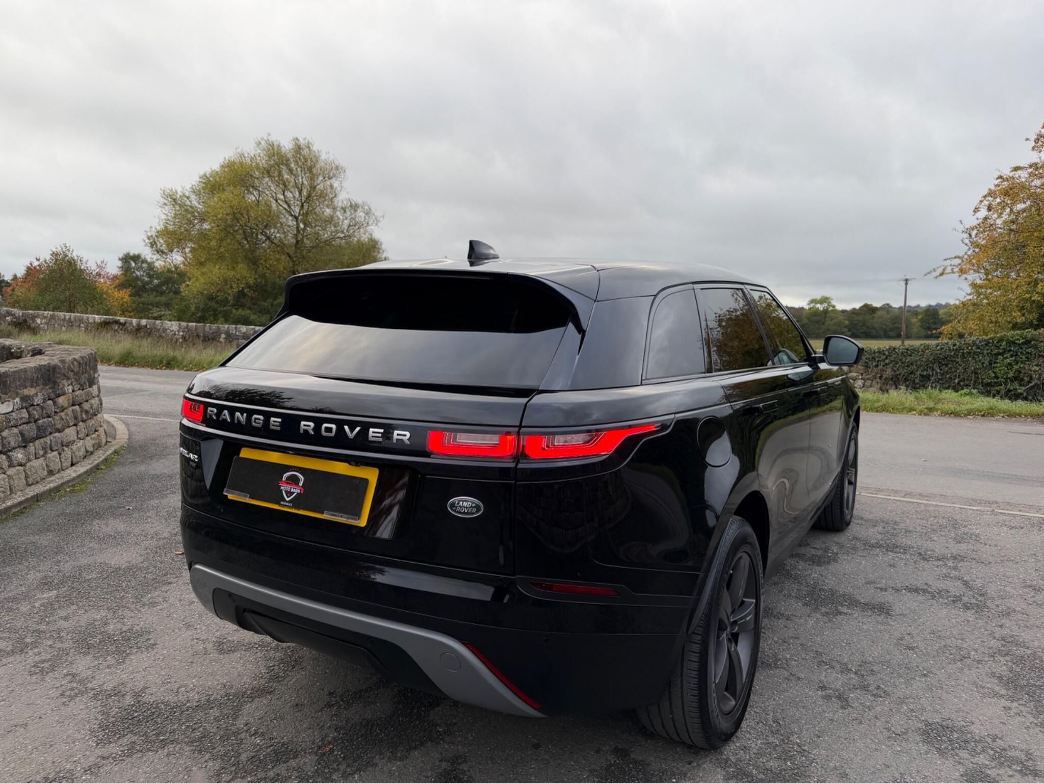 Land Rover Range Rover Velar - Image 17