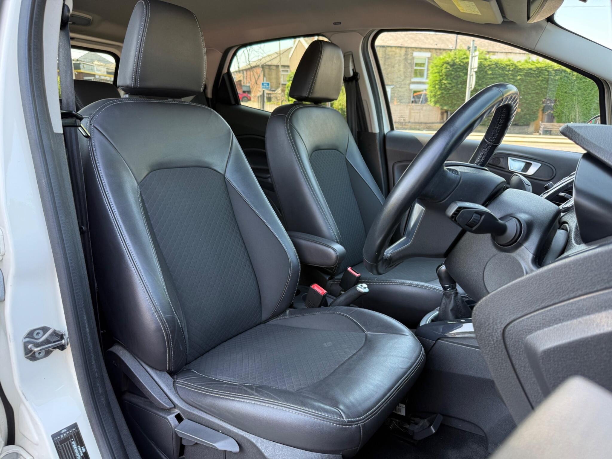 Ford Ecosport - Image 13