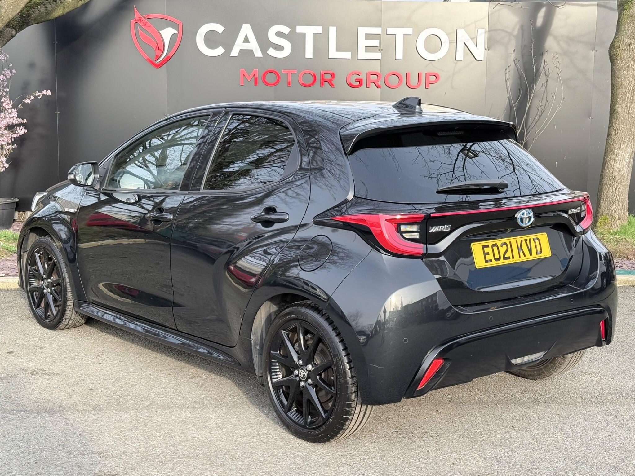 Toyota Yaris - Image 54