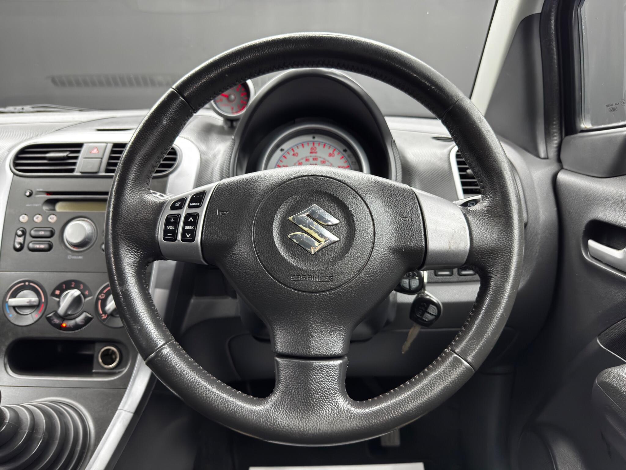 Suzuki Splash - Image 19