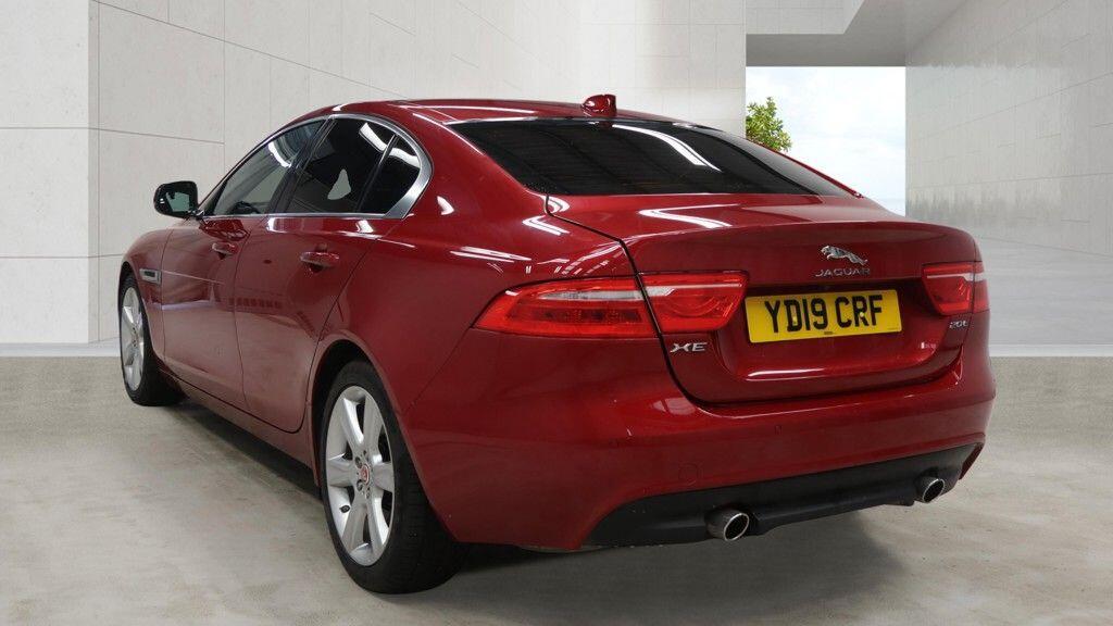 Jaguar XE - Image 5