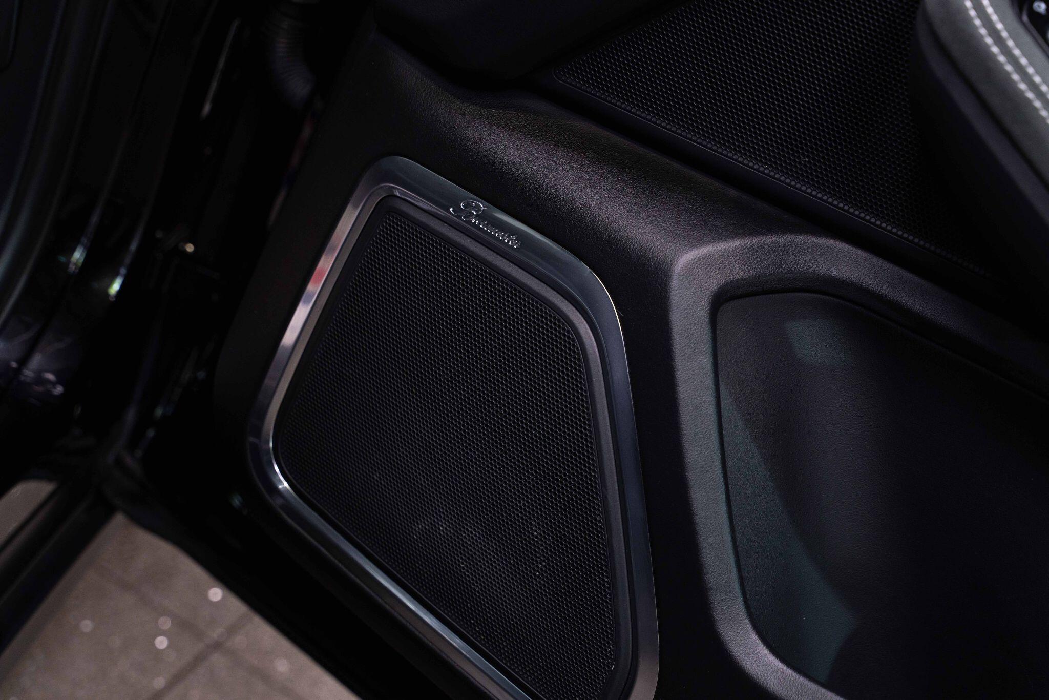 Porsche Macan - Image 44