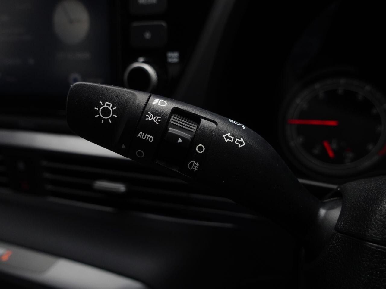 Hyundai i20 - Image 32