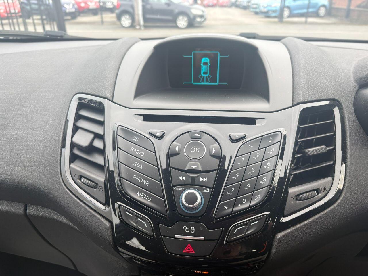 Ford Fiesta - Image 16