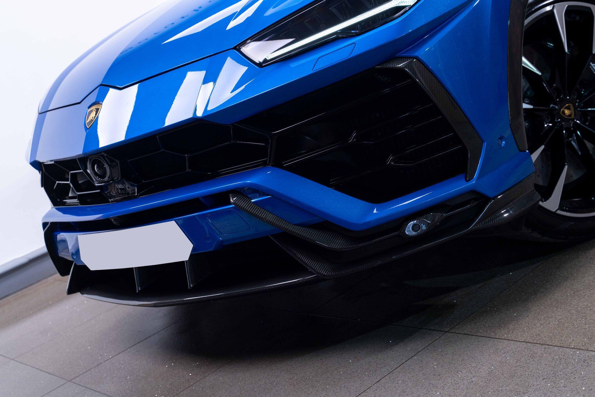 Lamborghini Urus - Image 11