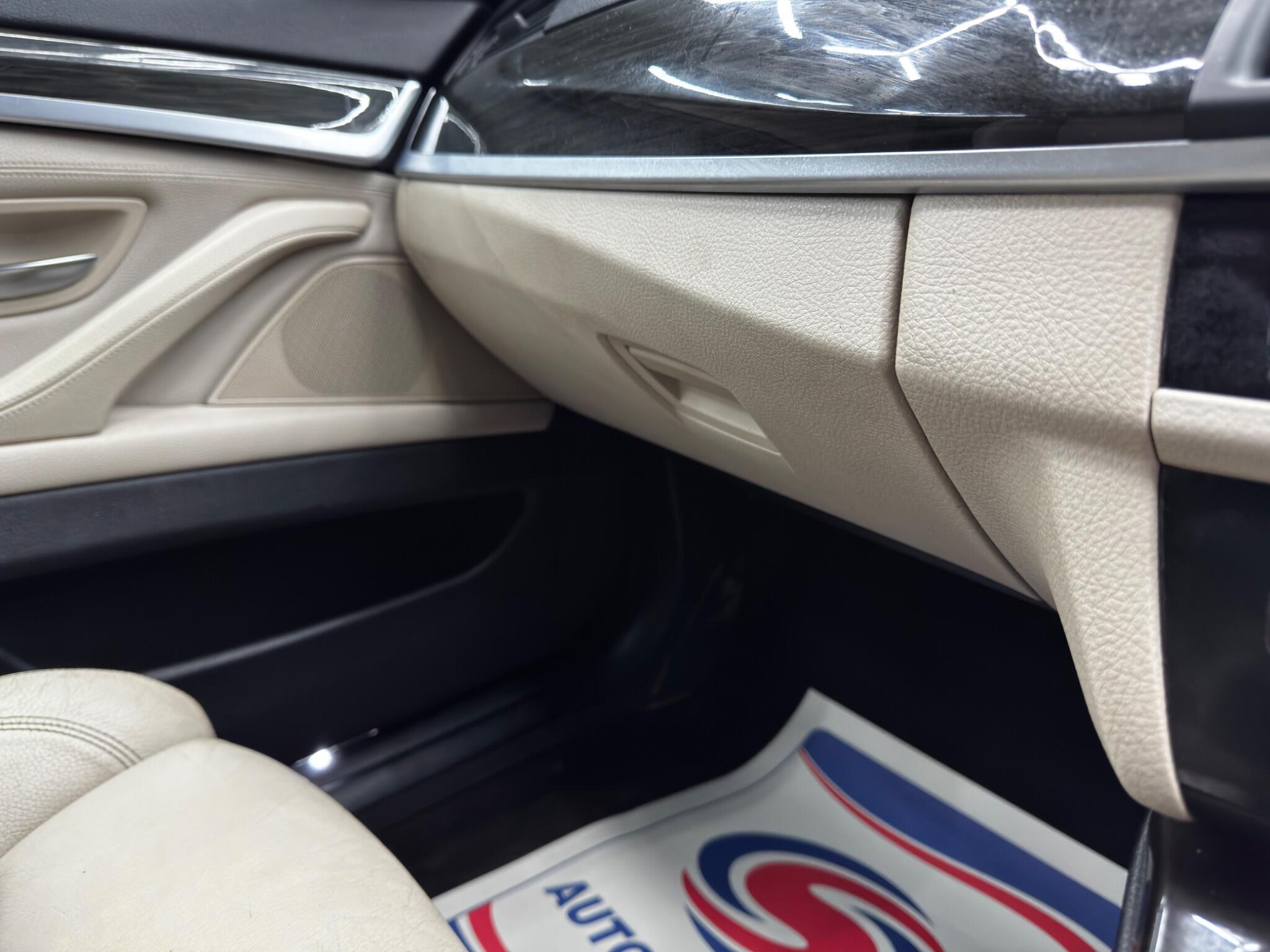 BMW 5 Series - Image 38