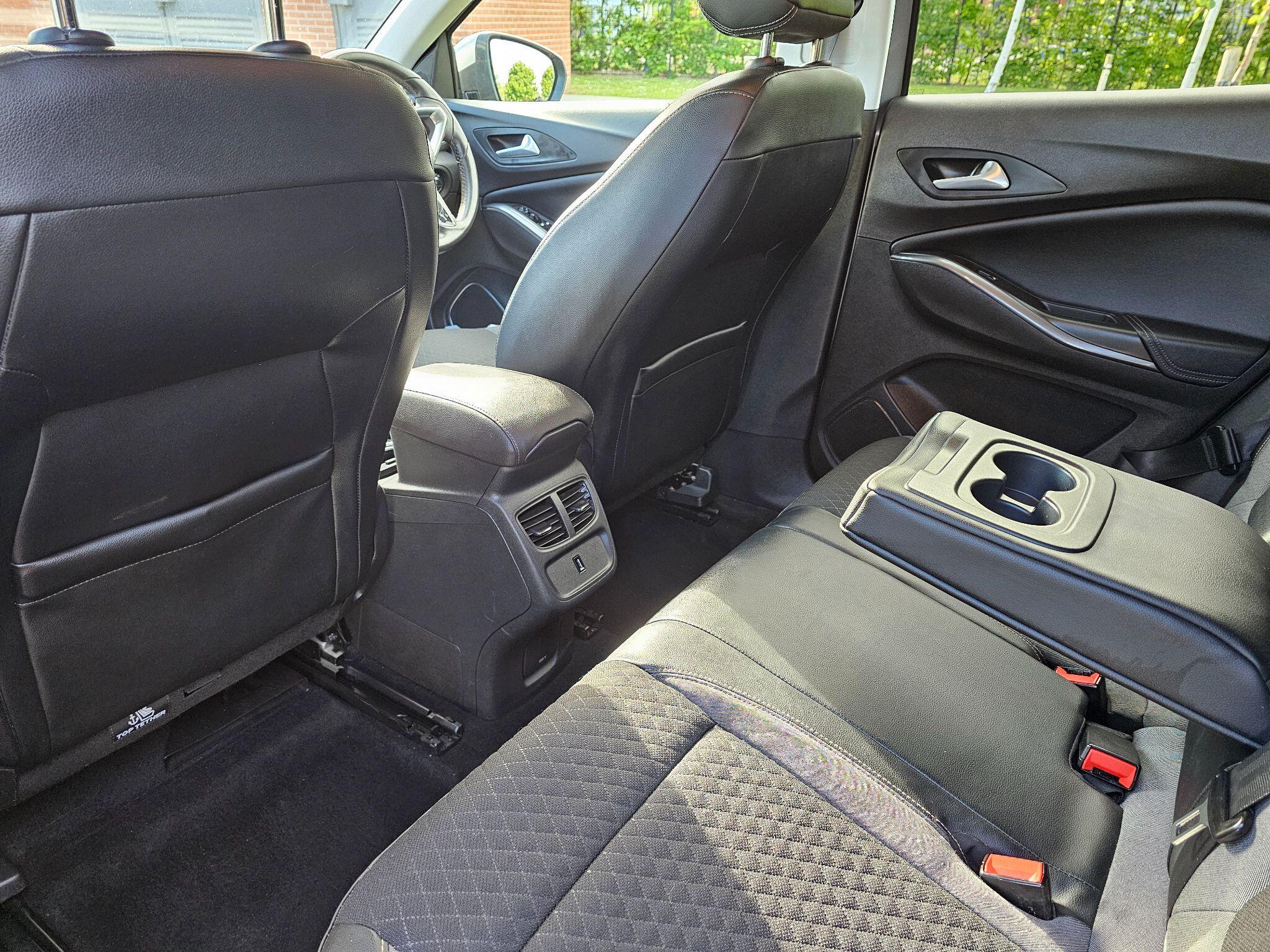 Vauxhall Grandland X - Image 14