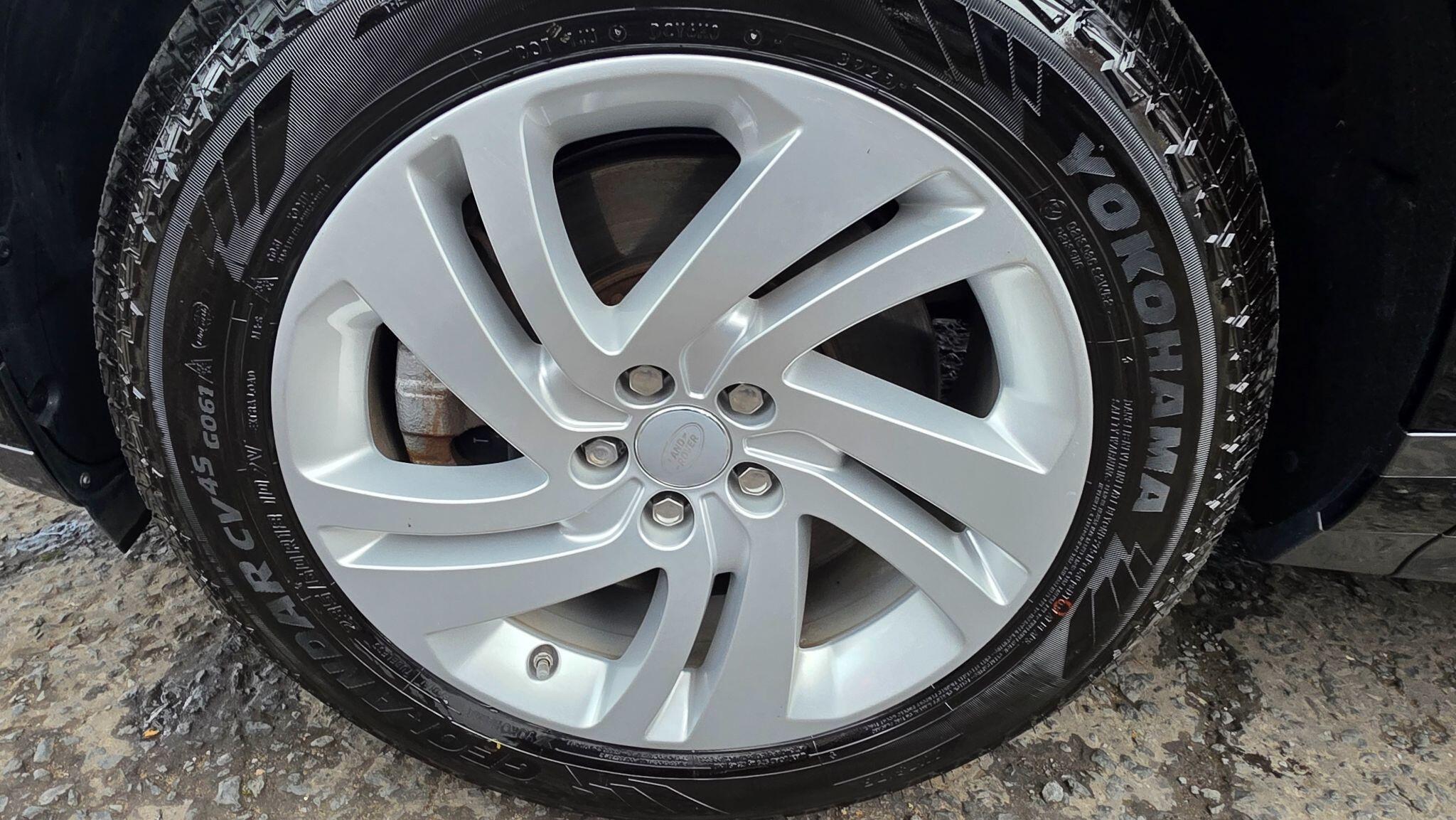 Land Rover Range Rover Evoque - Image 38