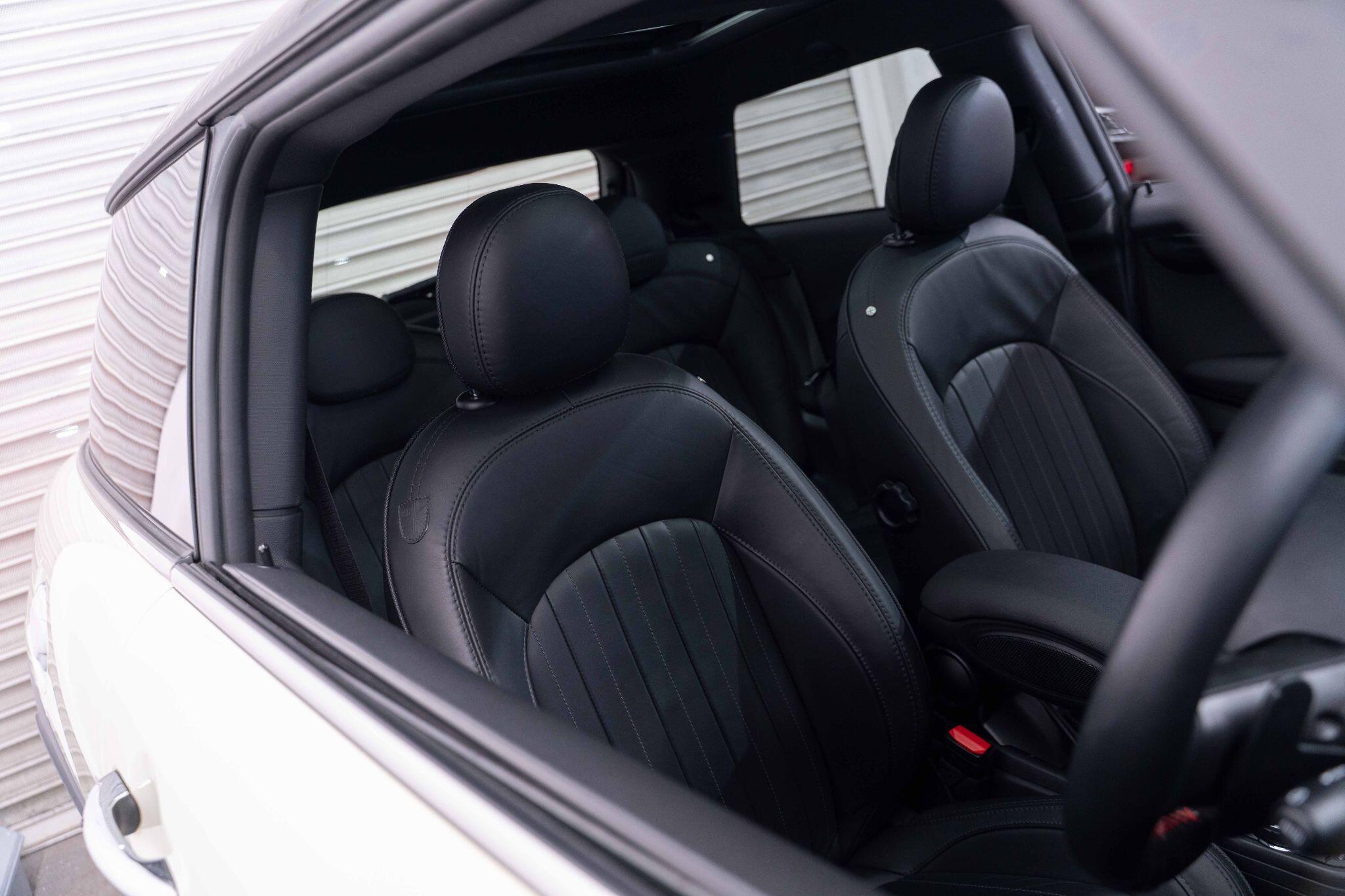 MINI Hatch - Image 16