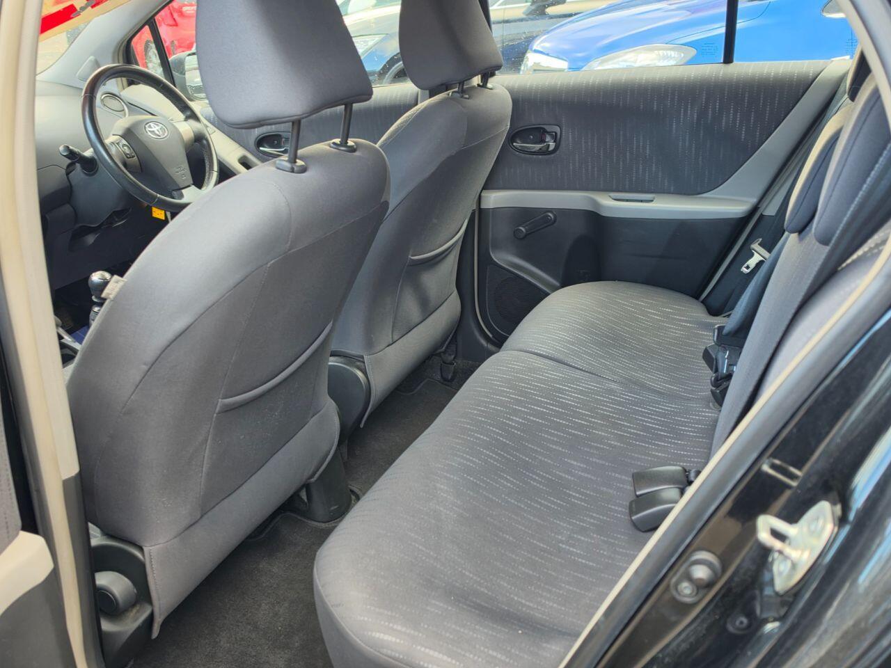 Toyota Yaris - Image 14