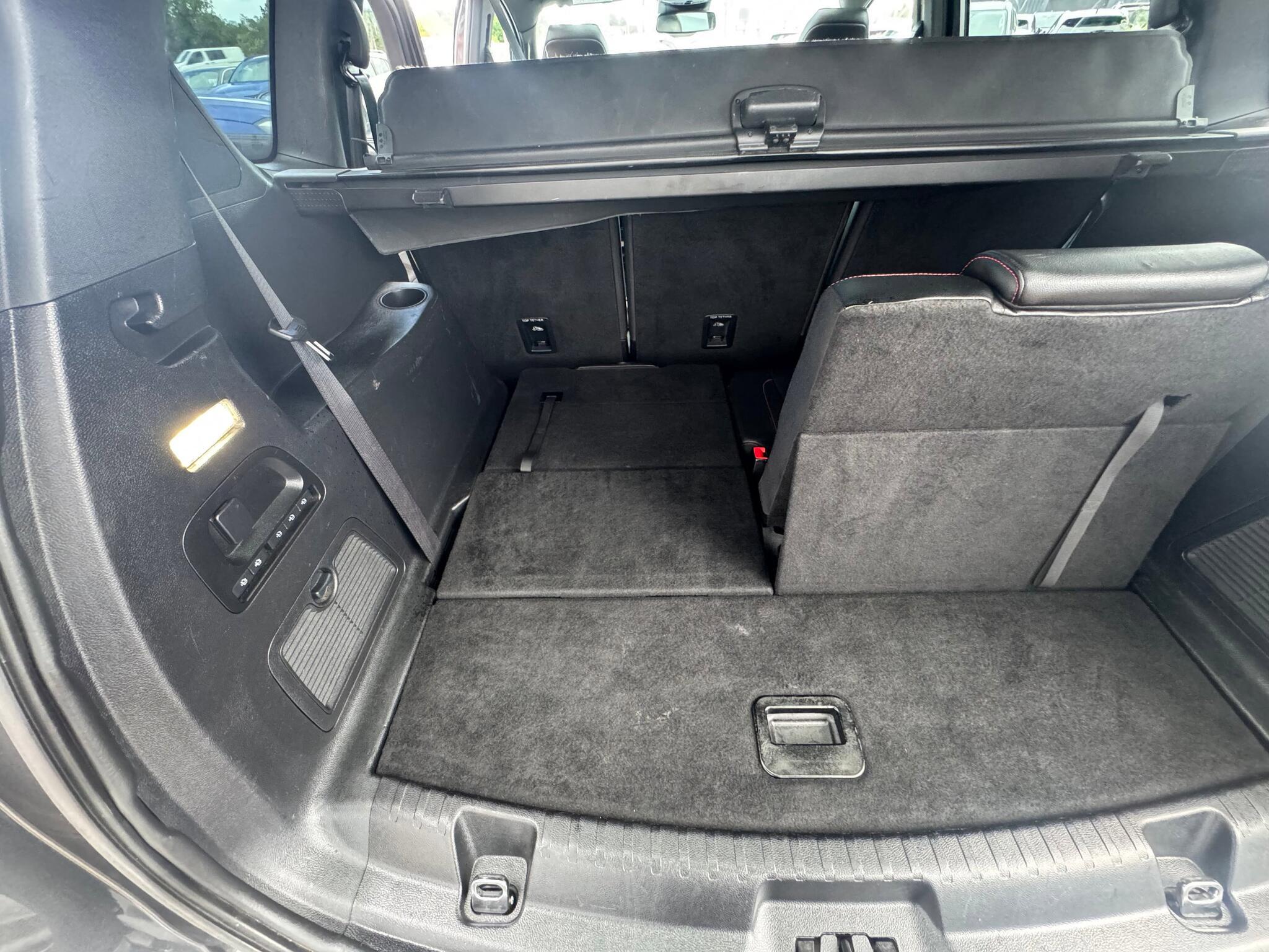 Ford S-MAX - Image 9