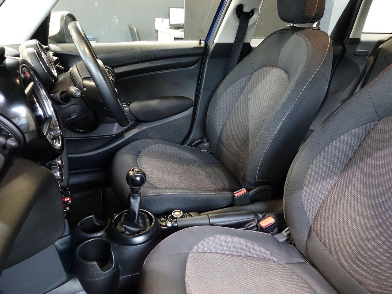 MINI Hatch - Image 15