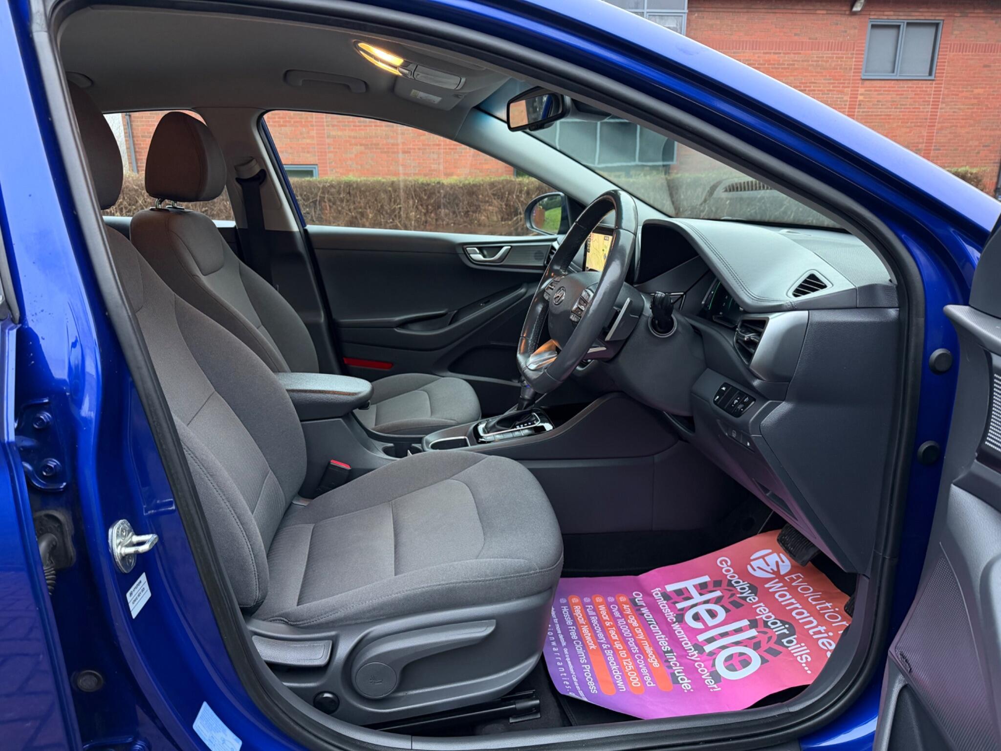 Hyundai Ioniq - Image 44