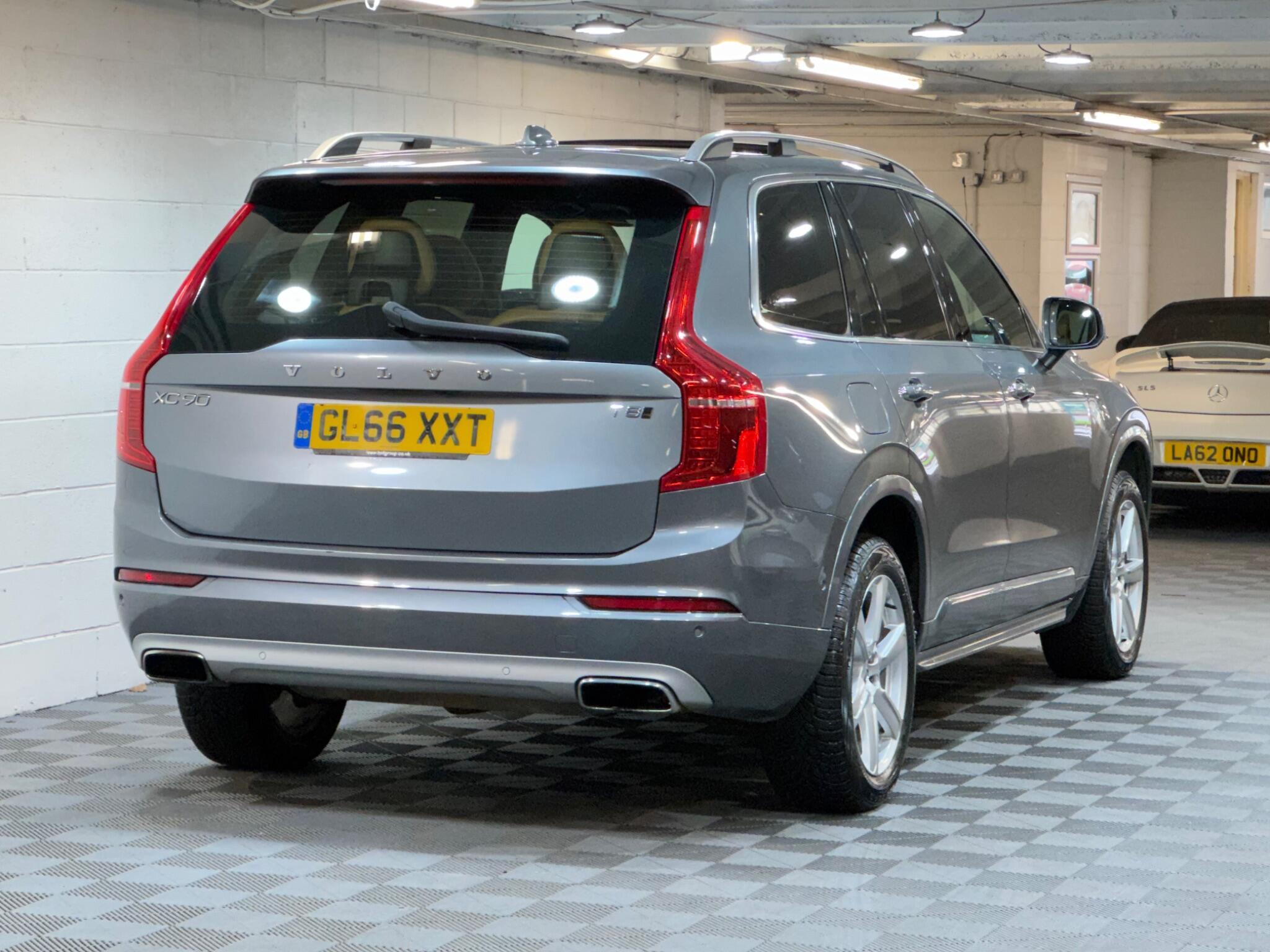 Volvo XC90 - Image 4