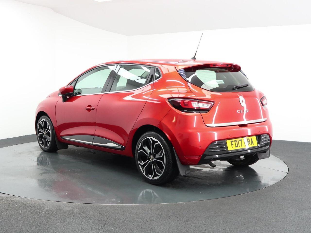 Renault Clio - Image 5