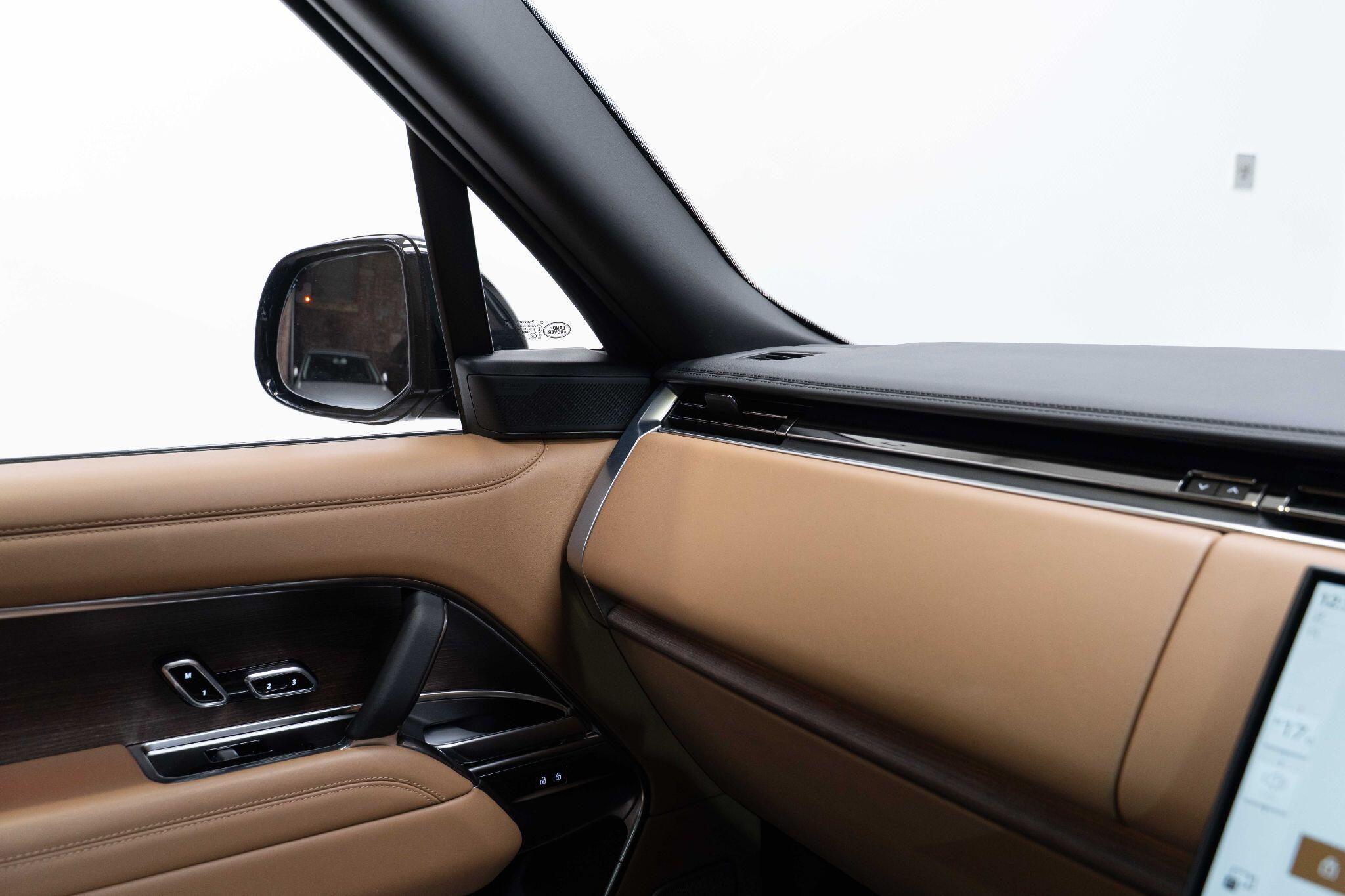 Land Rover Range Rover - Image 35