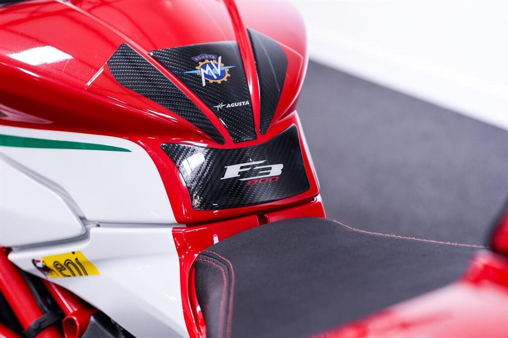 Mv Agusta F3 675 - Image 14