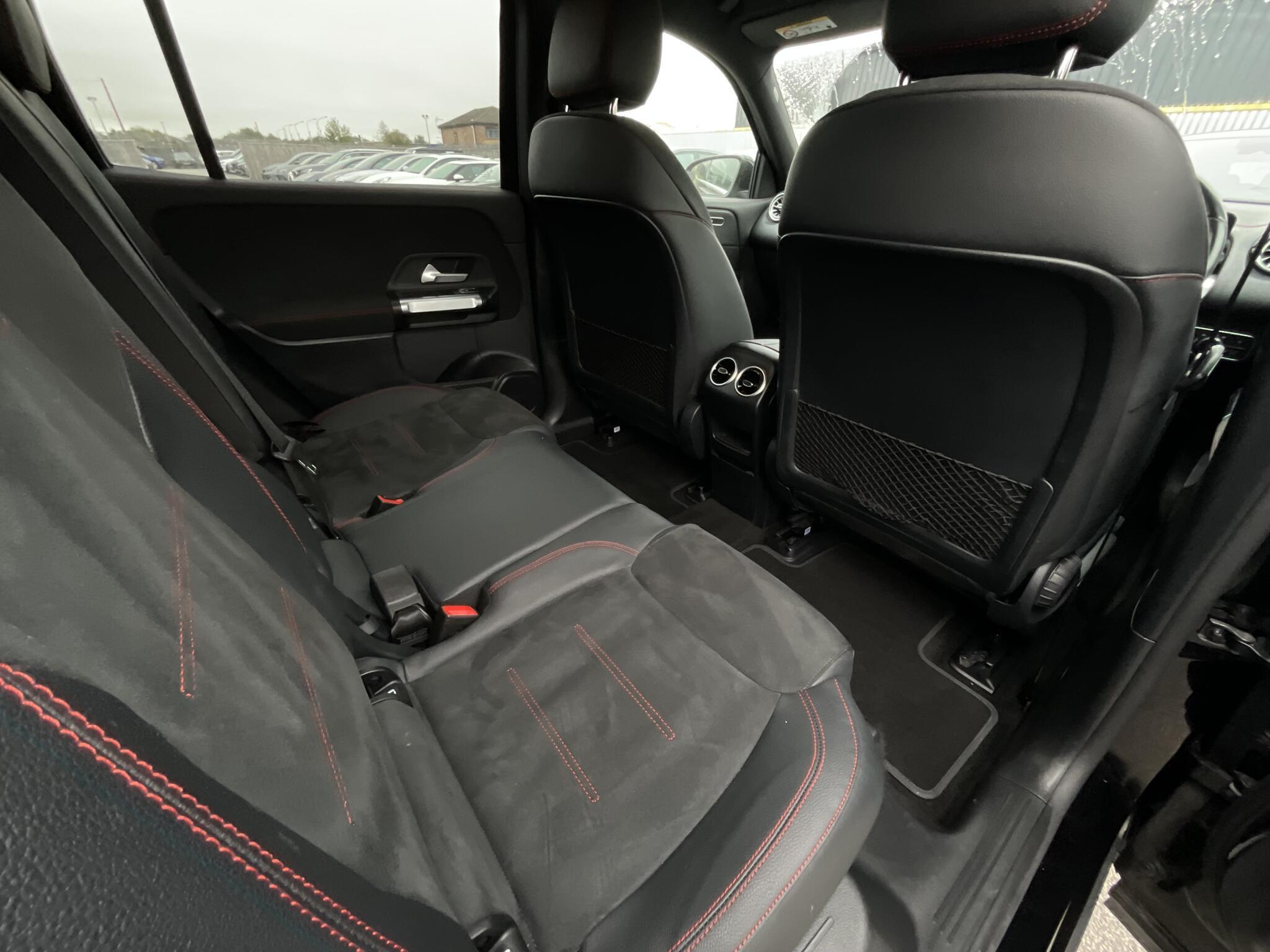 Mercedes Eqb - Image 10