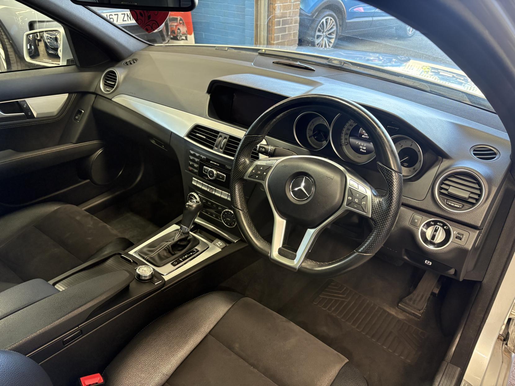 Mercedes C Class - Image 10