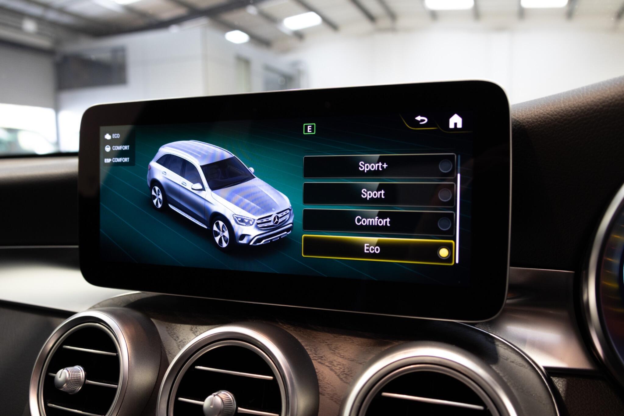 Mercedes GLC - Image 20