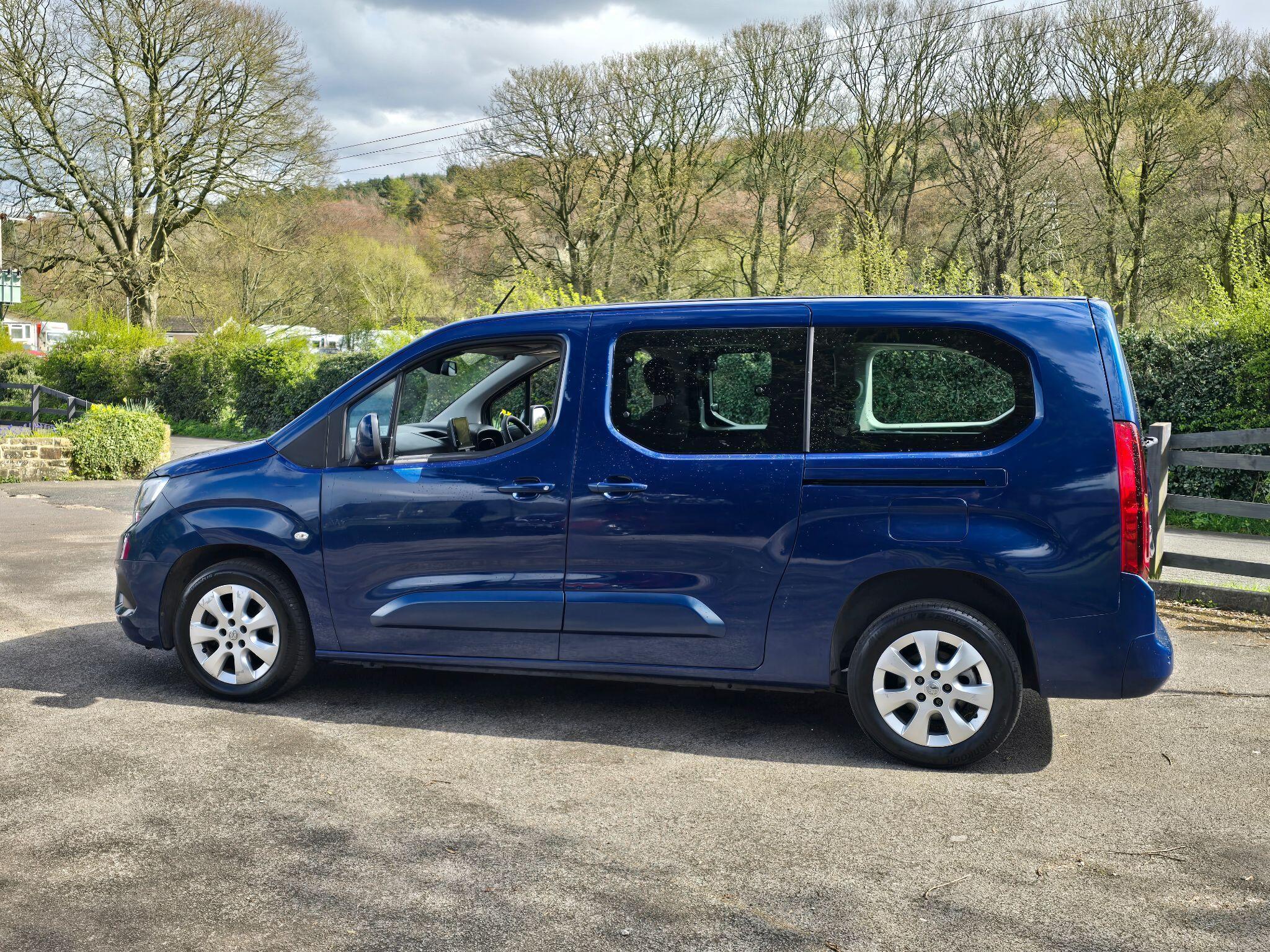 Vauxhall Combo Life - Image 17