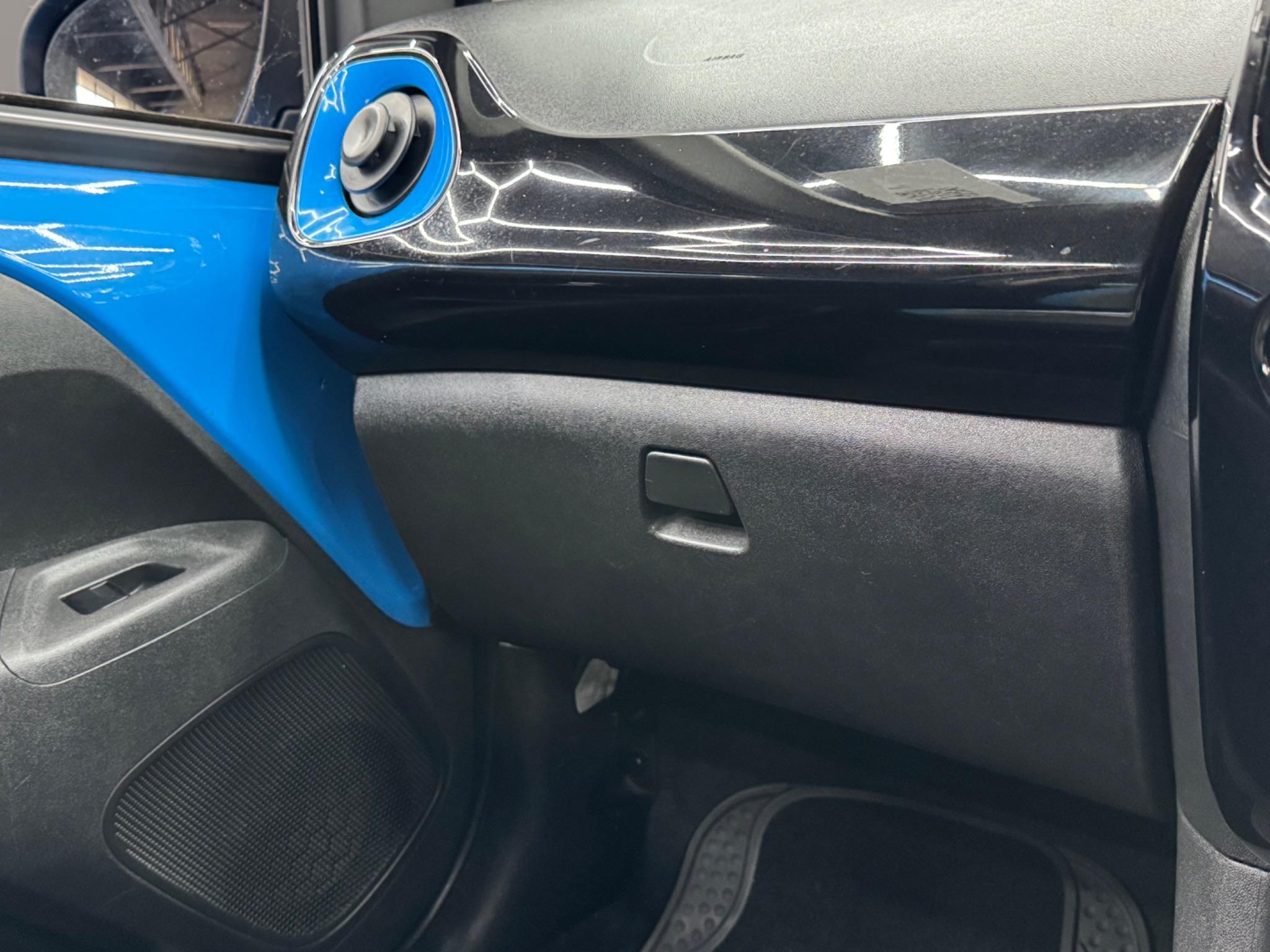 Toyota Aygo - Image 30