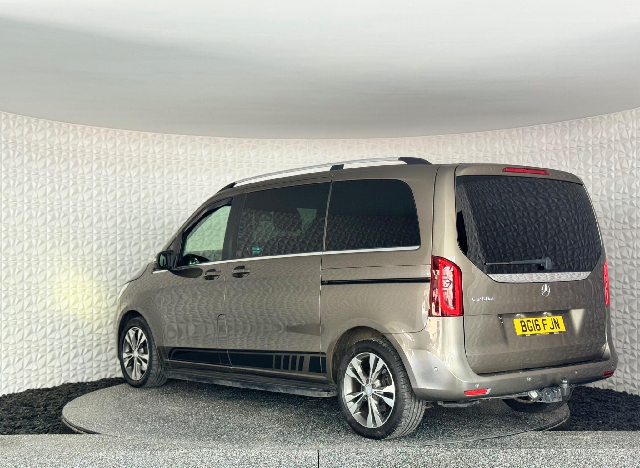 Mercedes V Class - Image 19