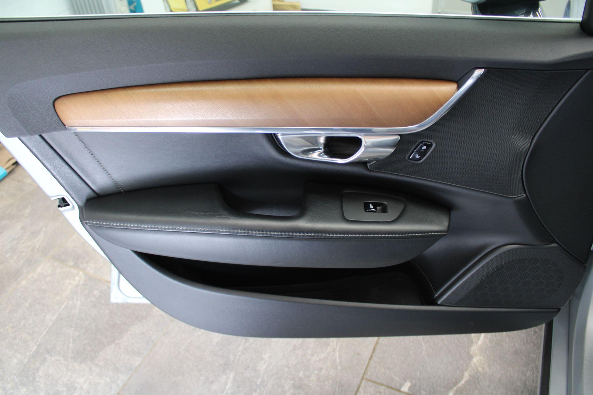 Volvo V90 - Image 29