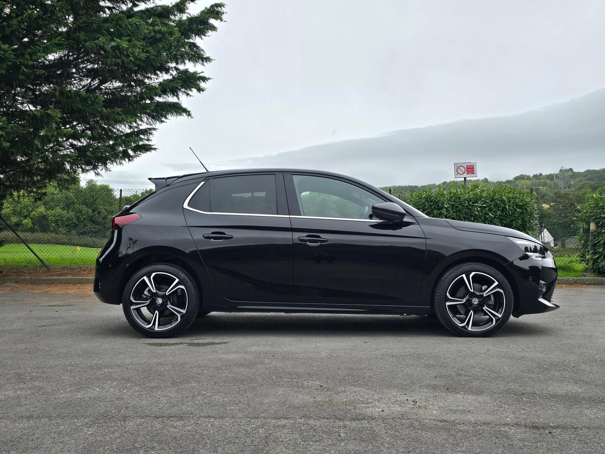 Vauxhall Corsa - Image 15