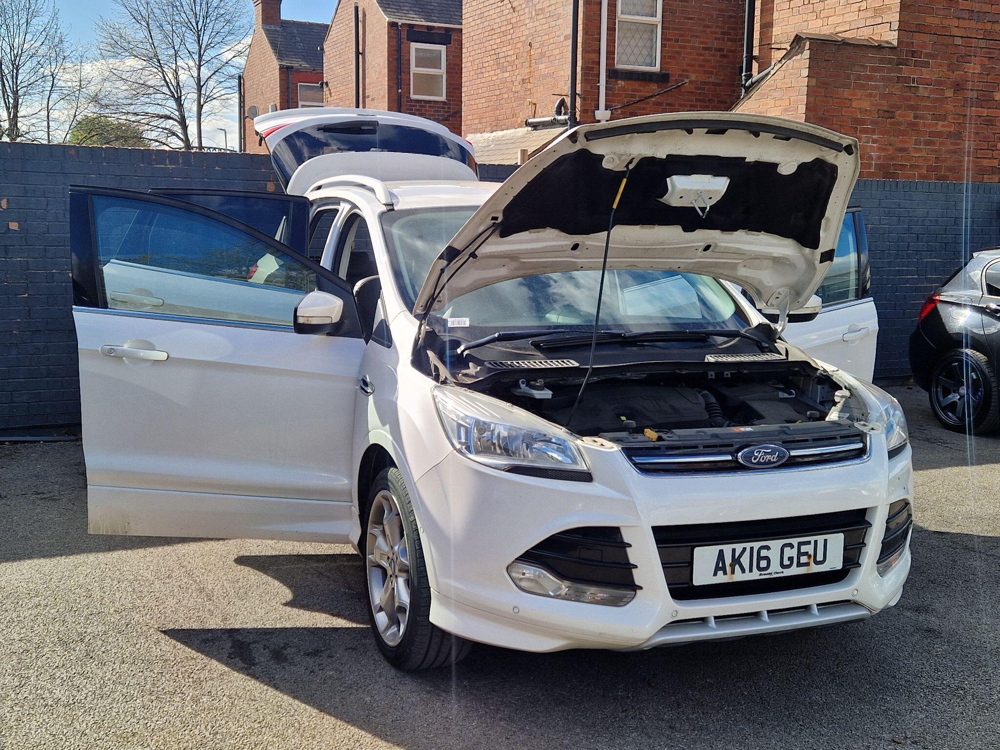 Ford Kuga - Image 12