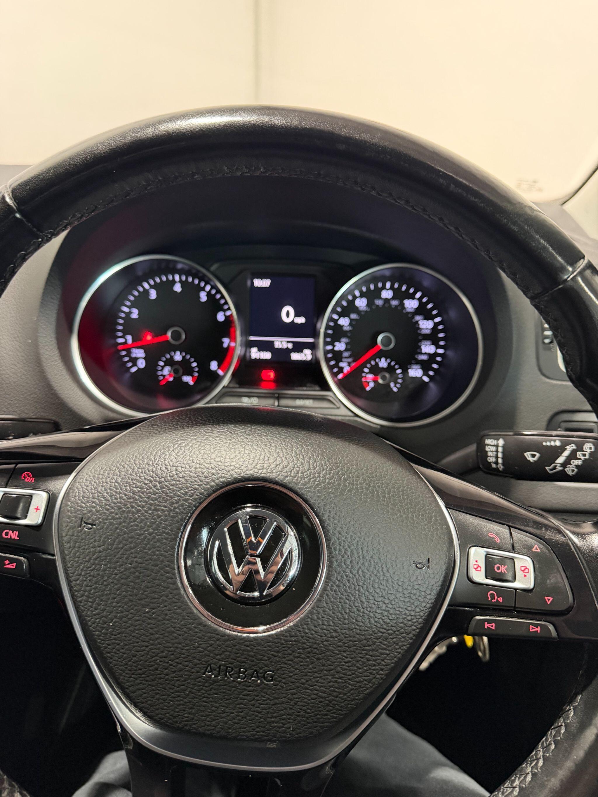 Volkswagen Polo - Image 12