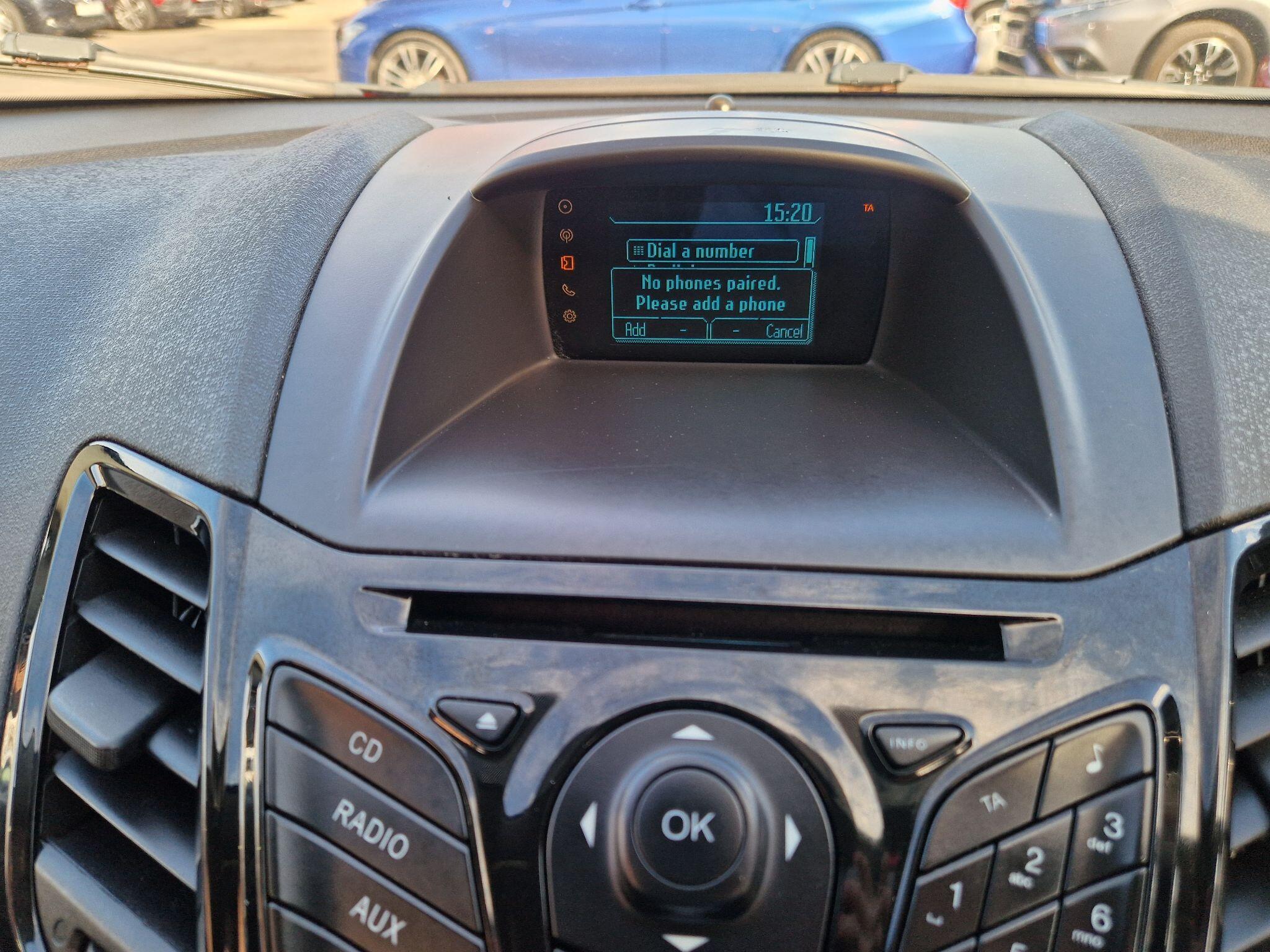 Ford Fiesta - Image 39