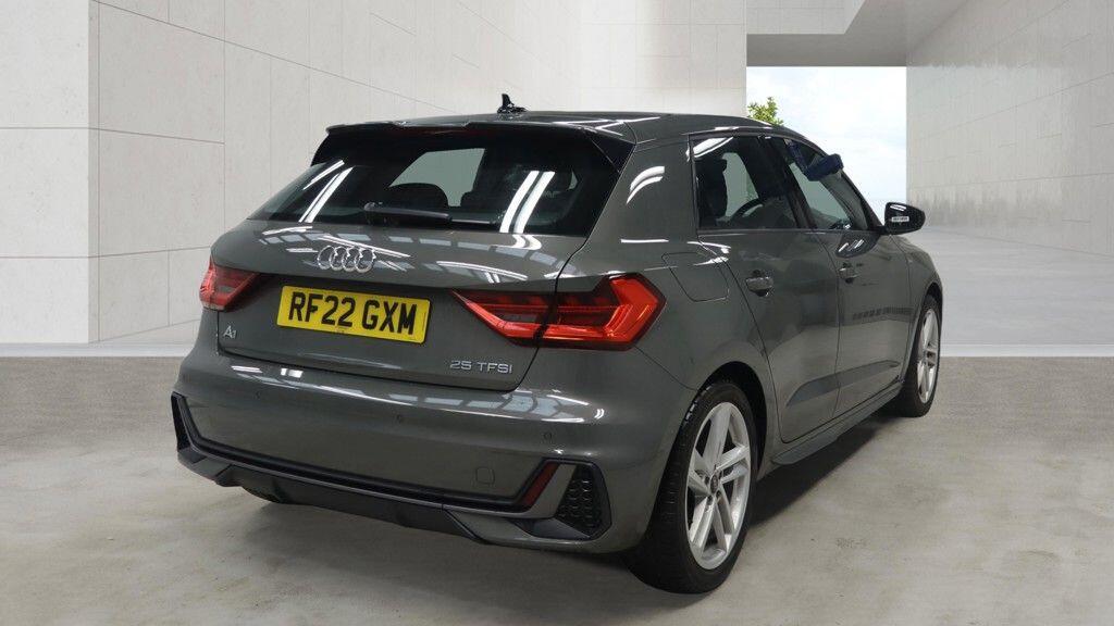 Audi A1 - Image 6