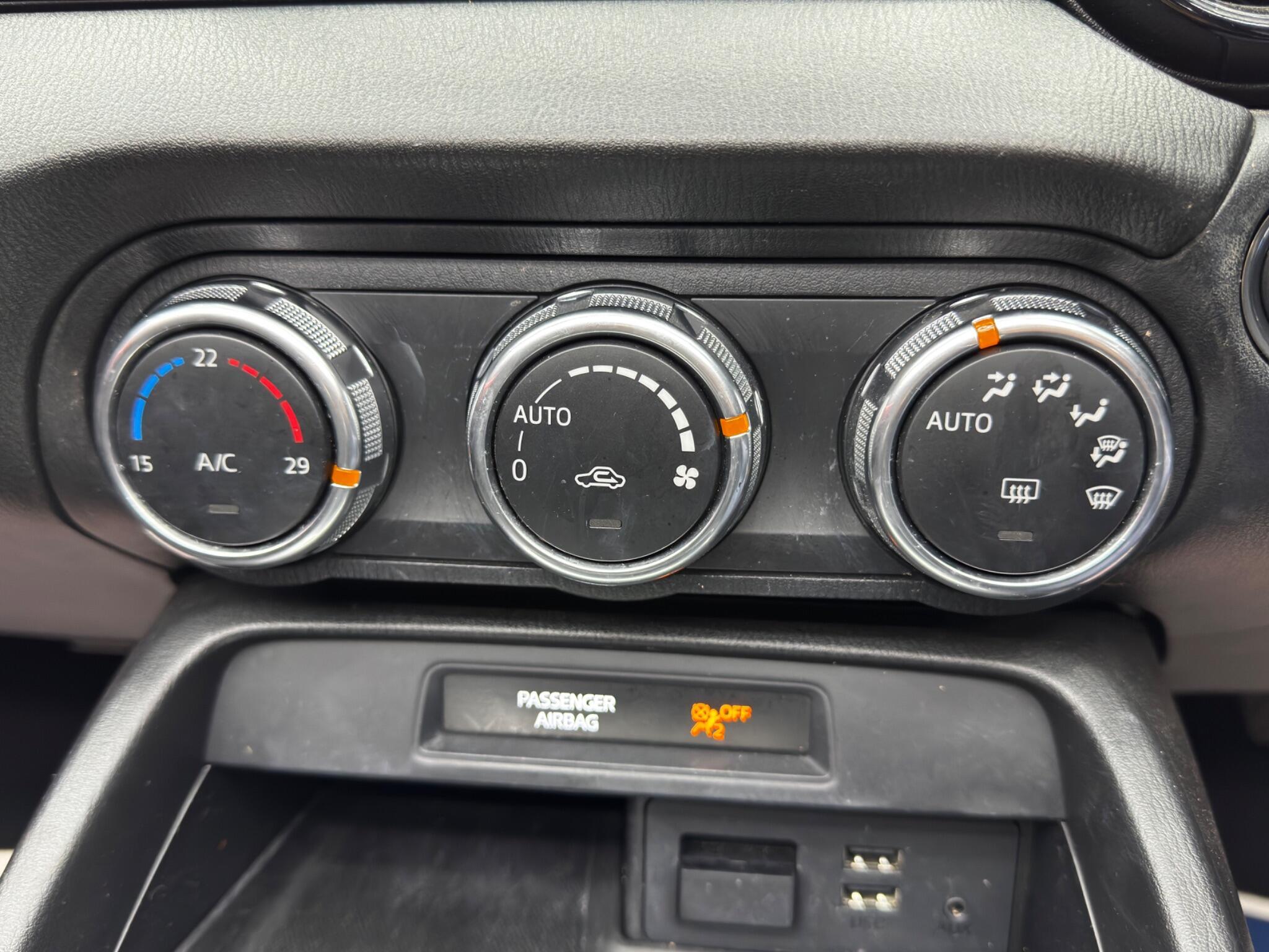 Mazda MX-5 - Image 25