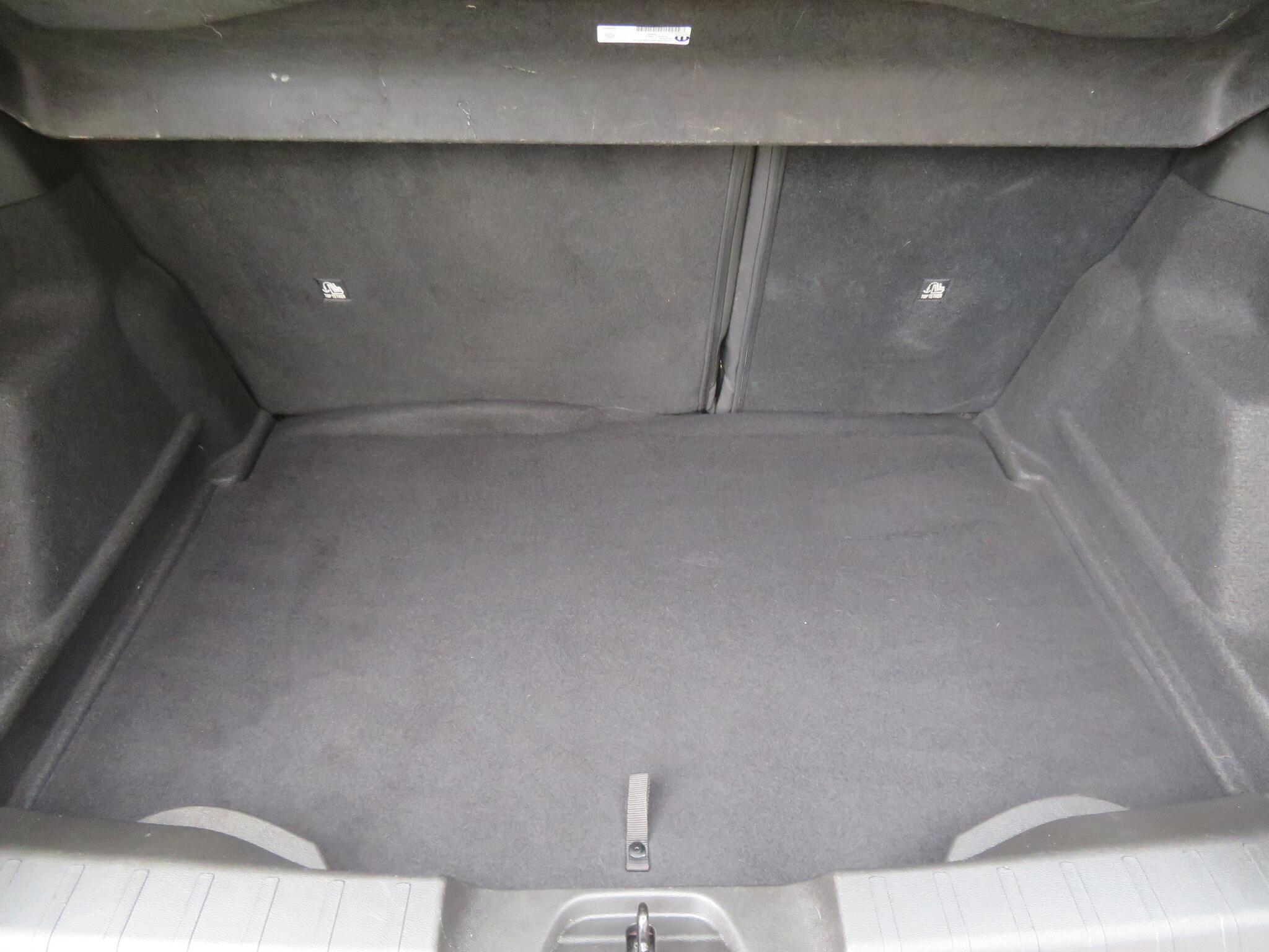 Jeep Avenger - Image 10