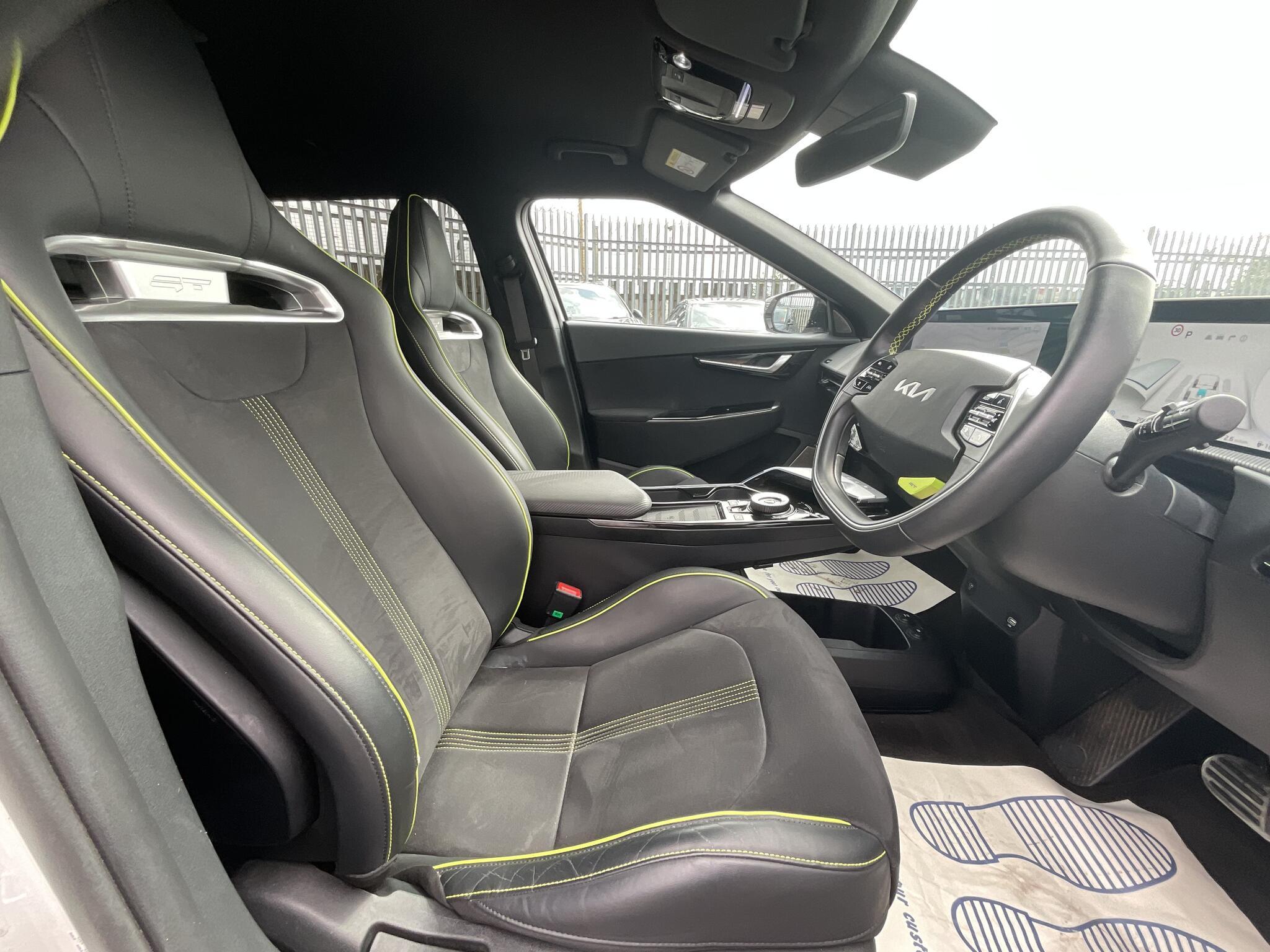 Kia EV6 - Image 9