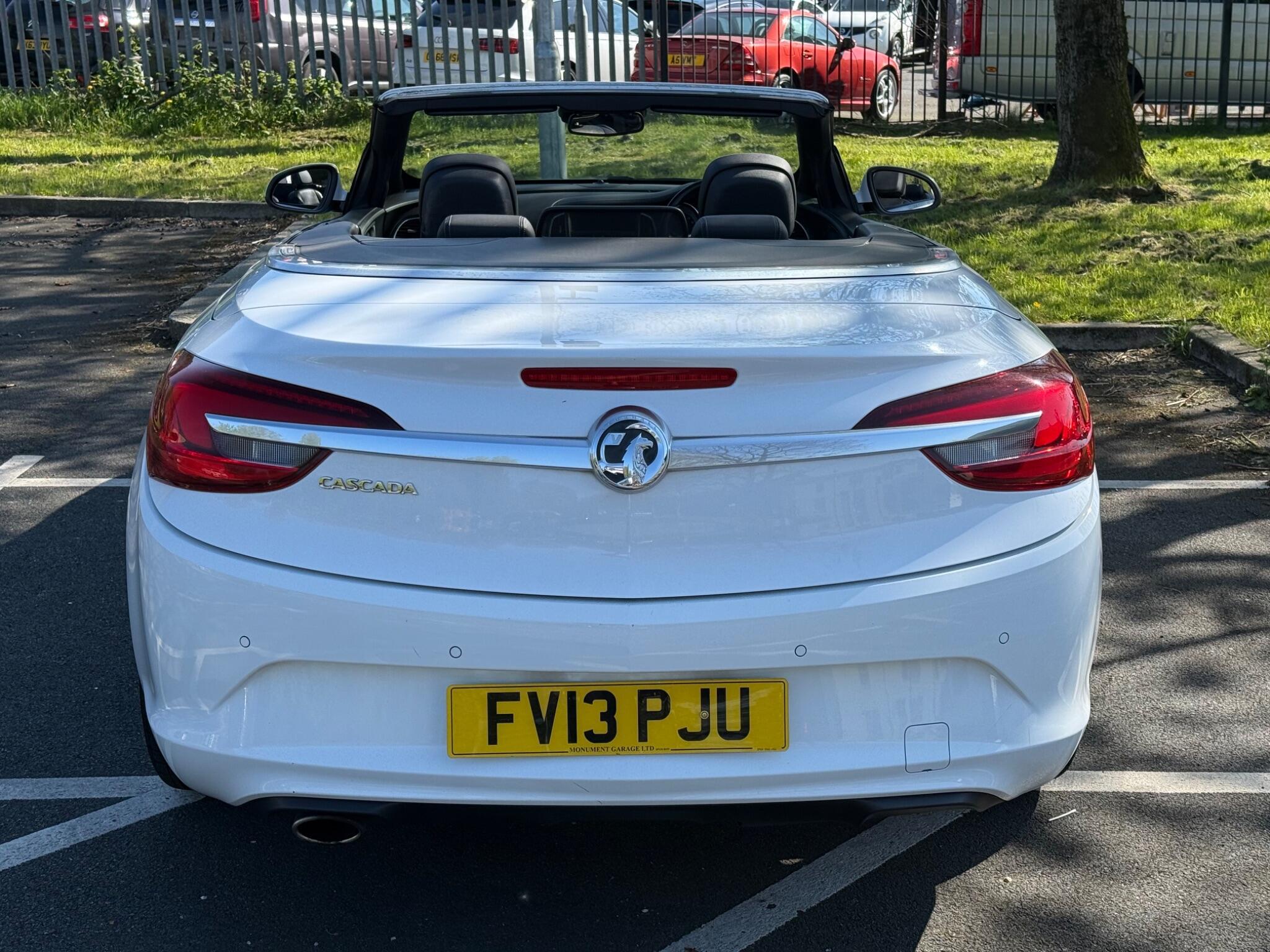 Vauxhall Cascada - Image 4