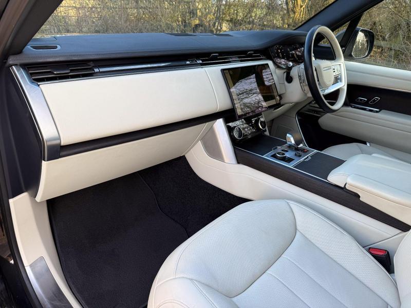 Land Rover Range Rover - Image 7