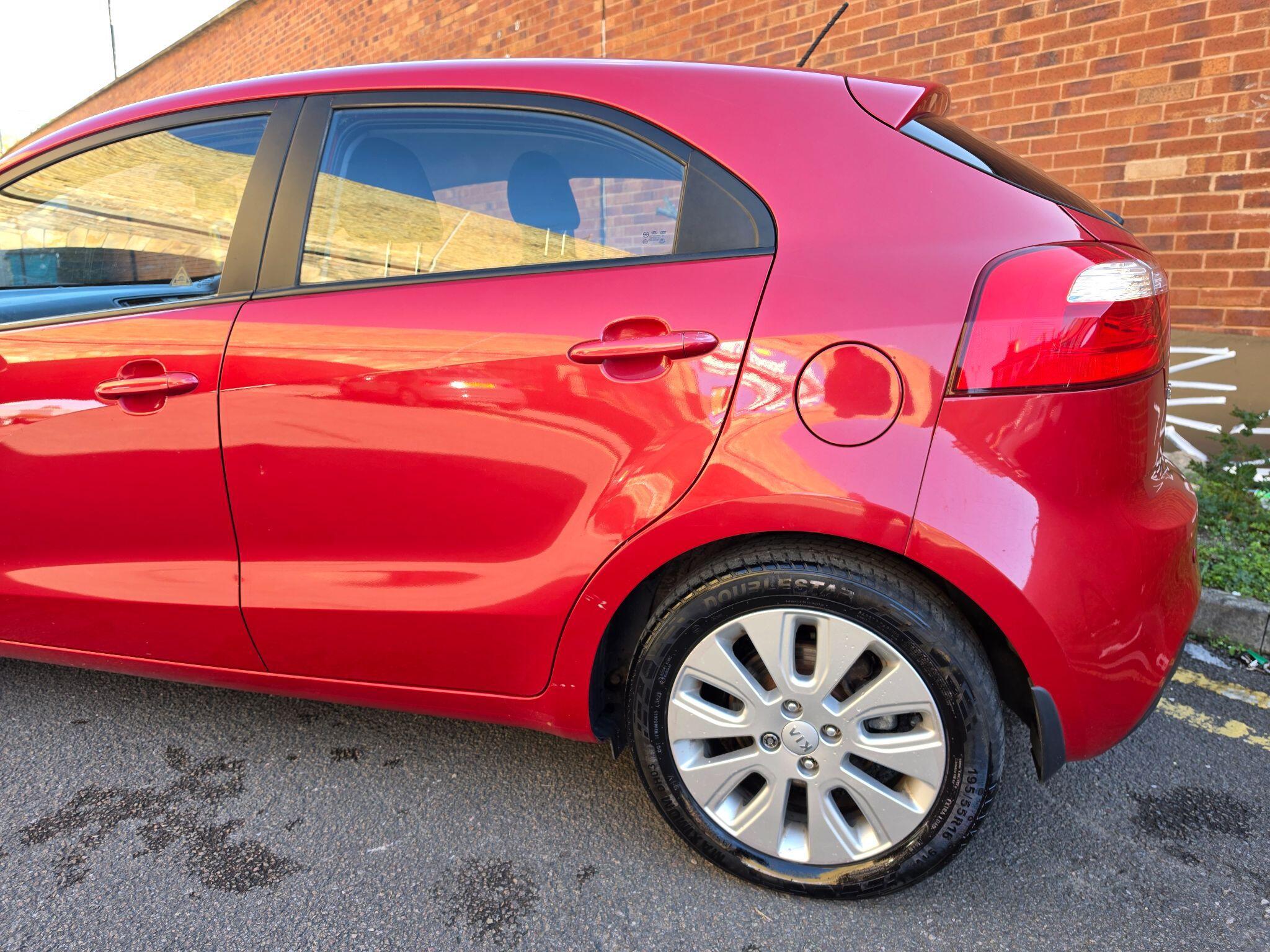 Kia Rio - Image 14