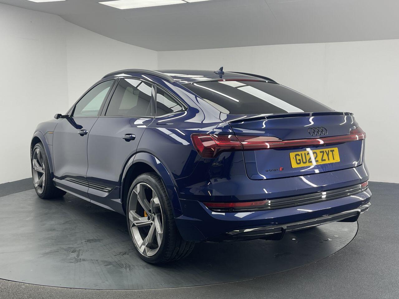 Audi e-tron S - Image 10