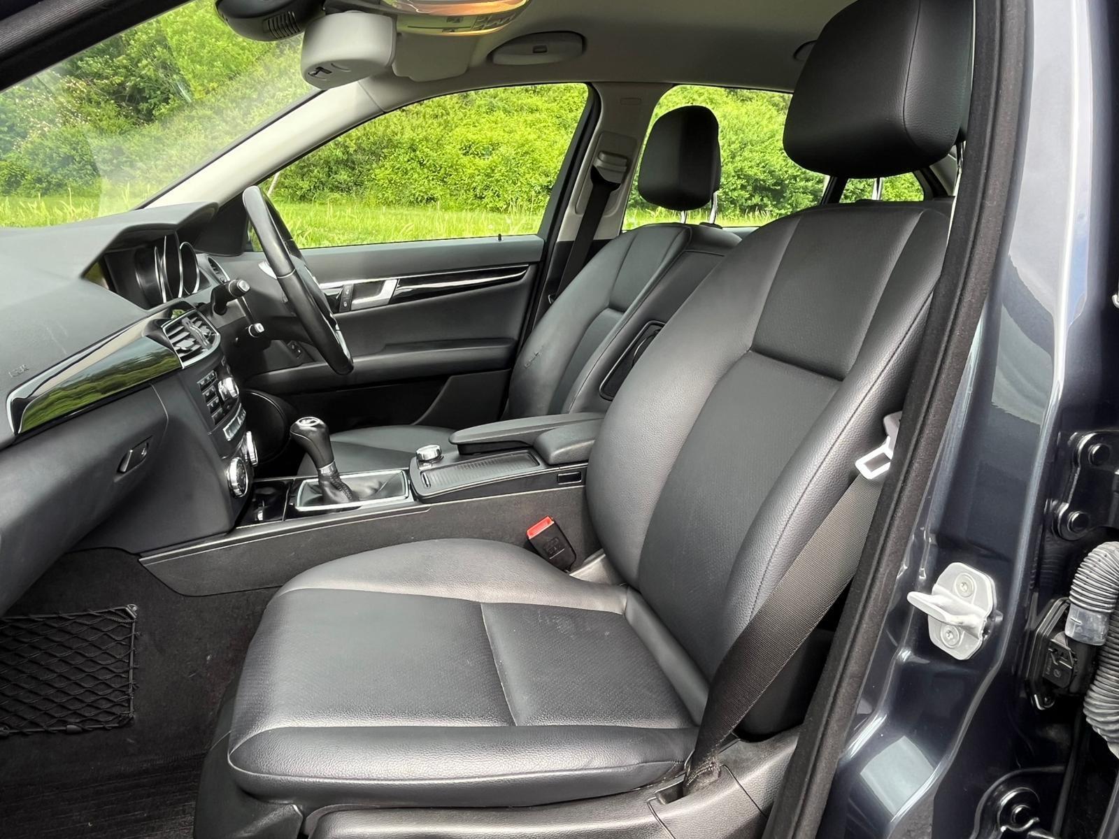 Mercedes C Class - Image 8