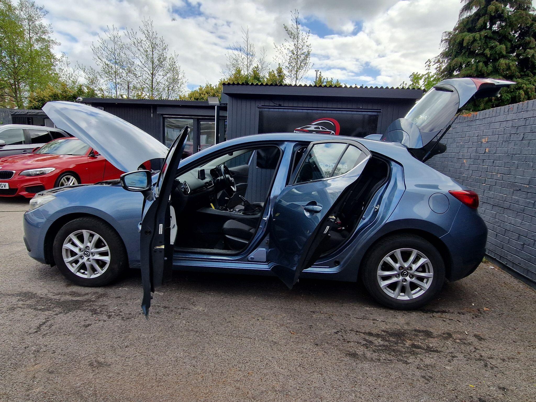 Mazda MAZDA3 - Image 15