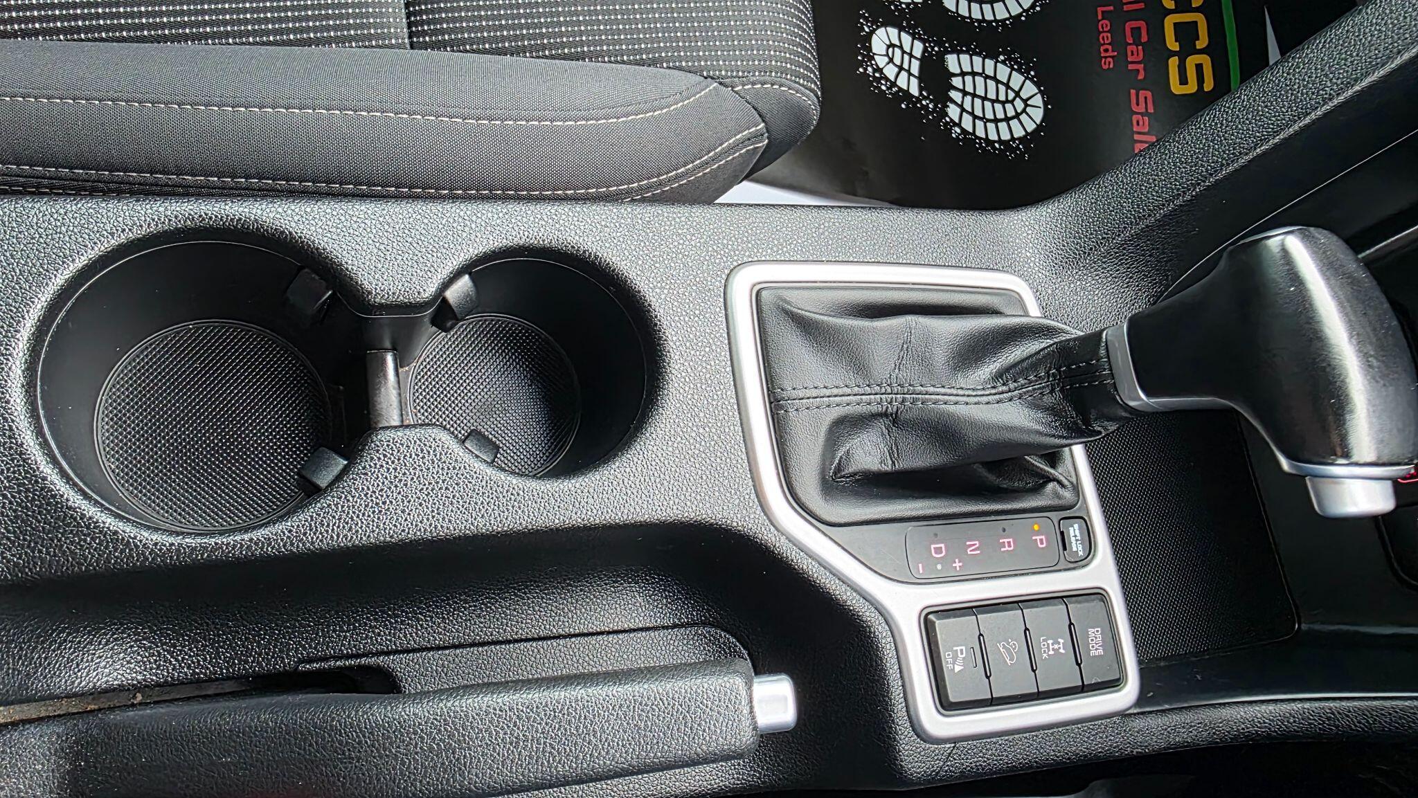 Kia Sportage - Image 28