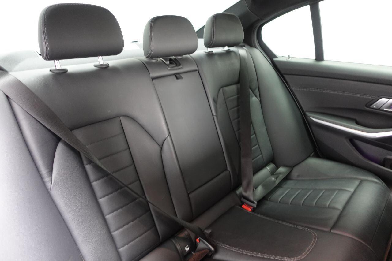 BMW 3 Series - Image 10