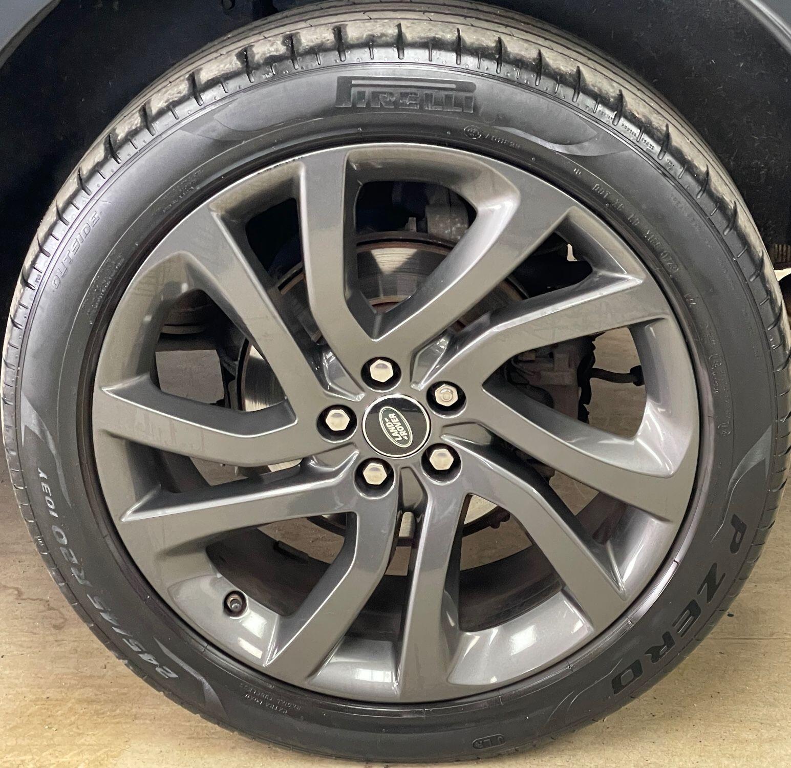 Land Rover DISCOVERY SPORT - Image 15