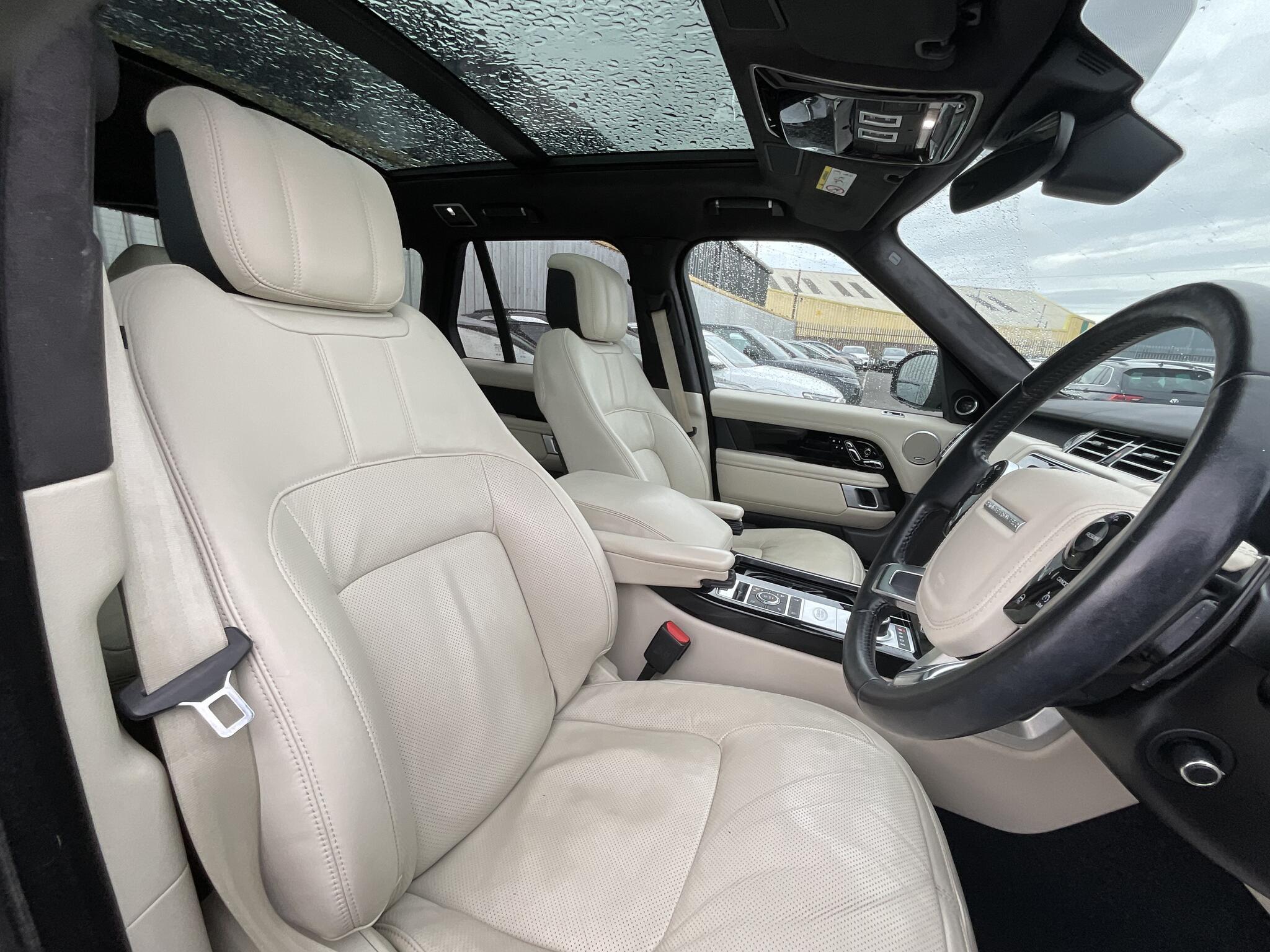 Land Rover Range Rover - Image 7