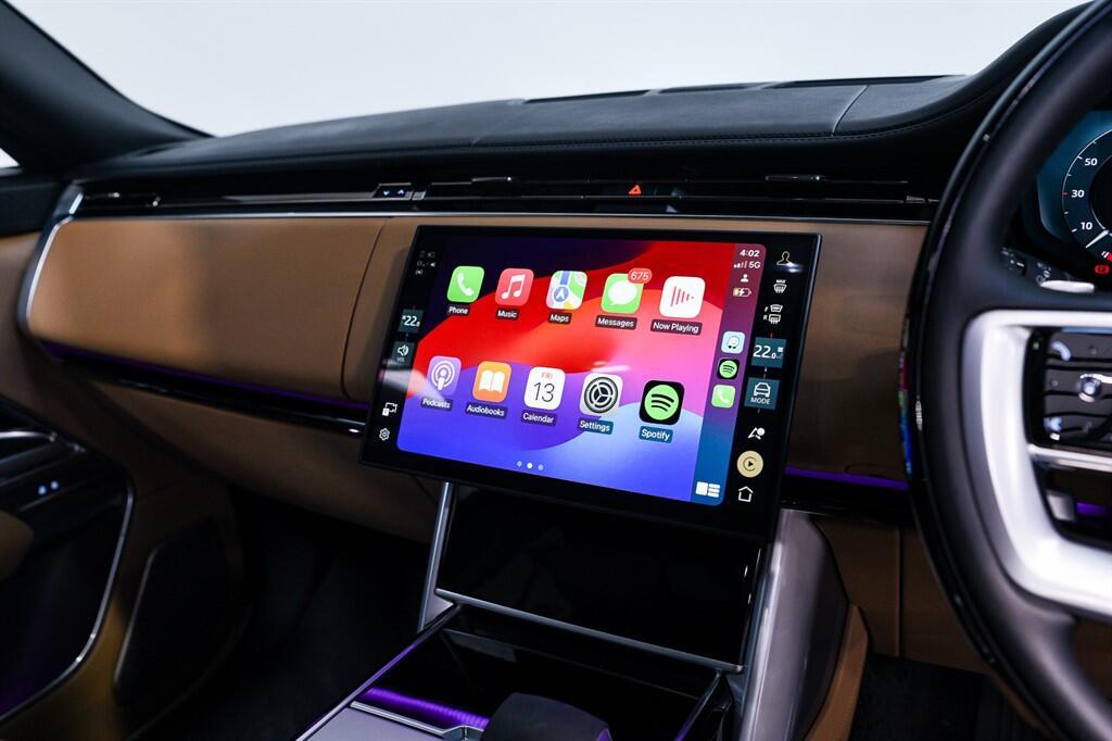 Land Rover Range Rover - Image 32