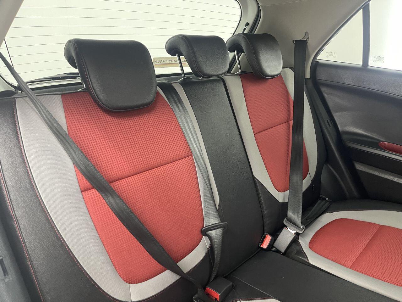 Kia Picanto - Image 17