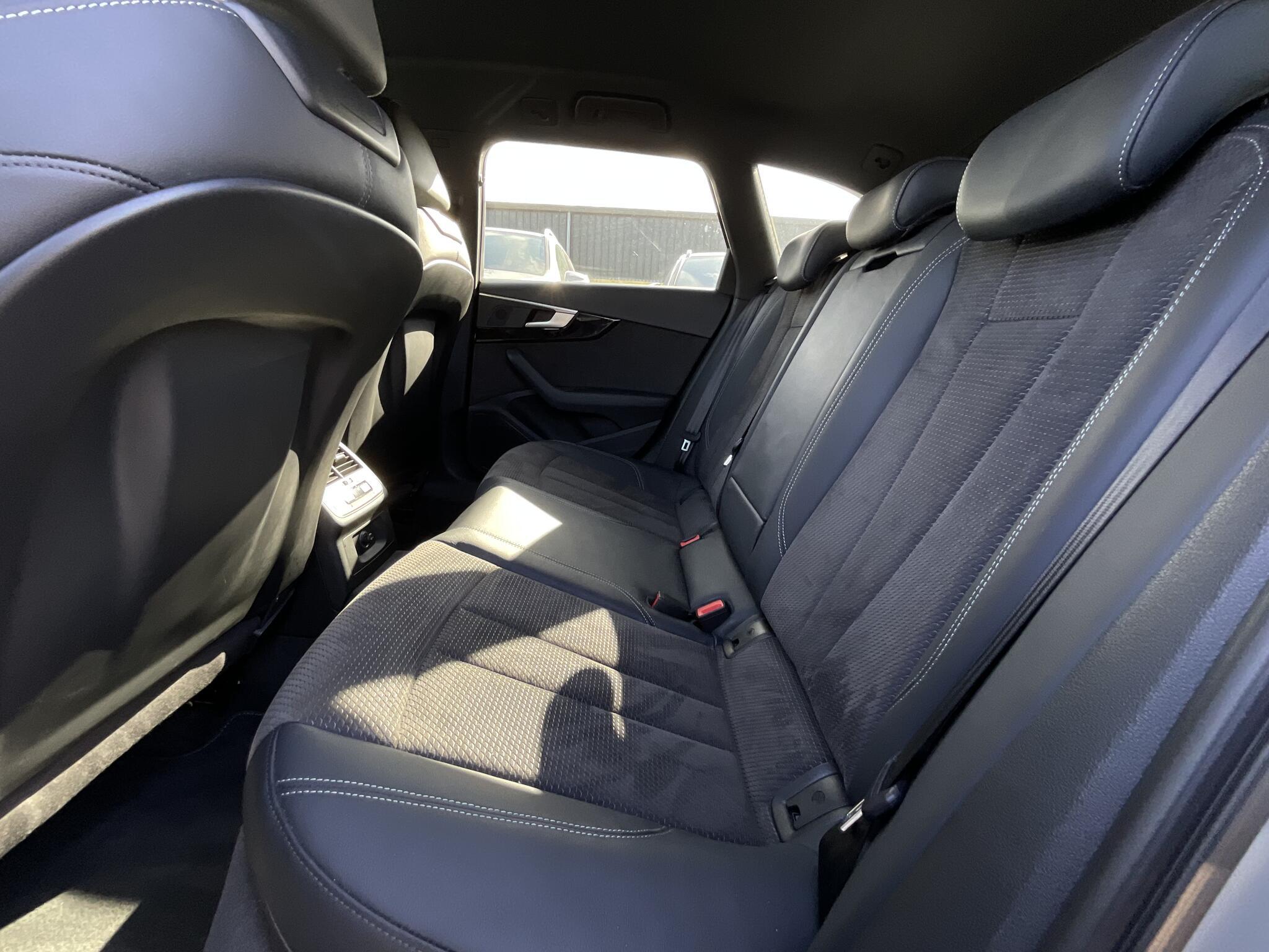 Audi A4 - Image 15