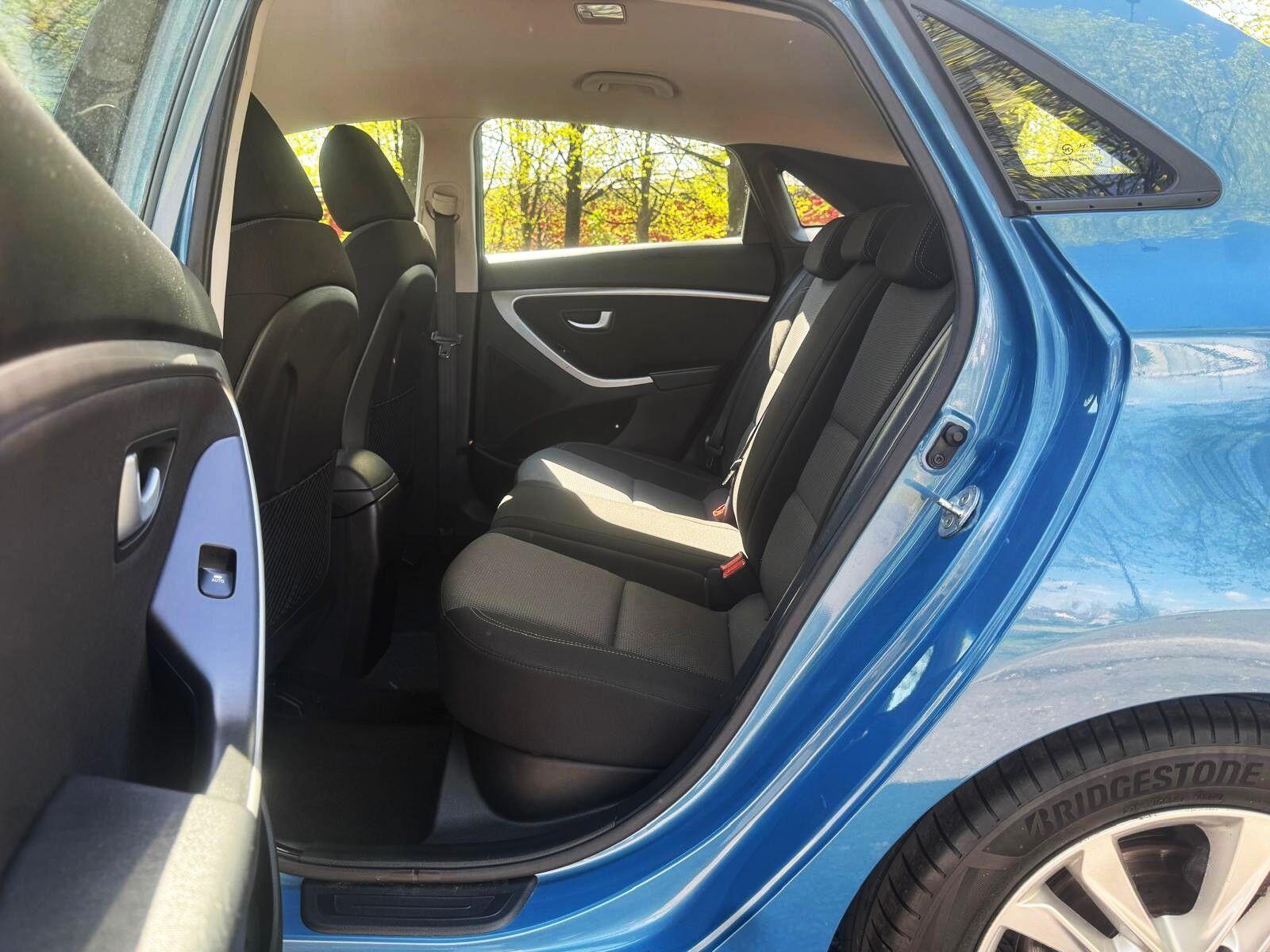 Hyundai i30 - Image 22